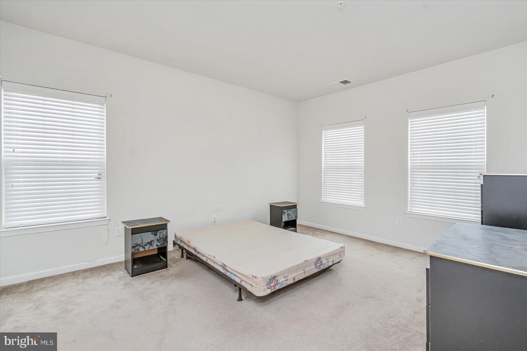 WYNDHOLME WOODS - Residential