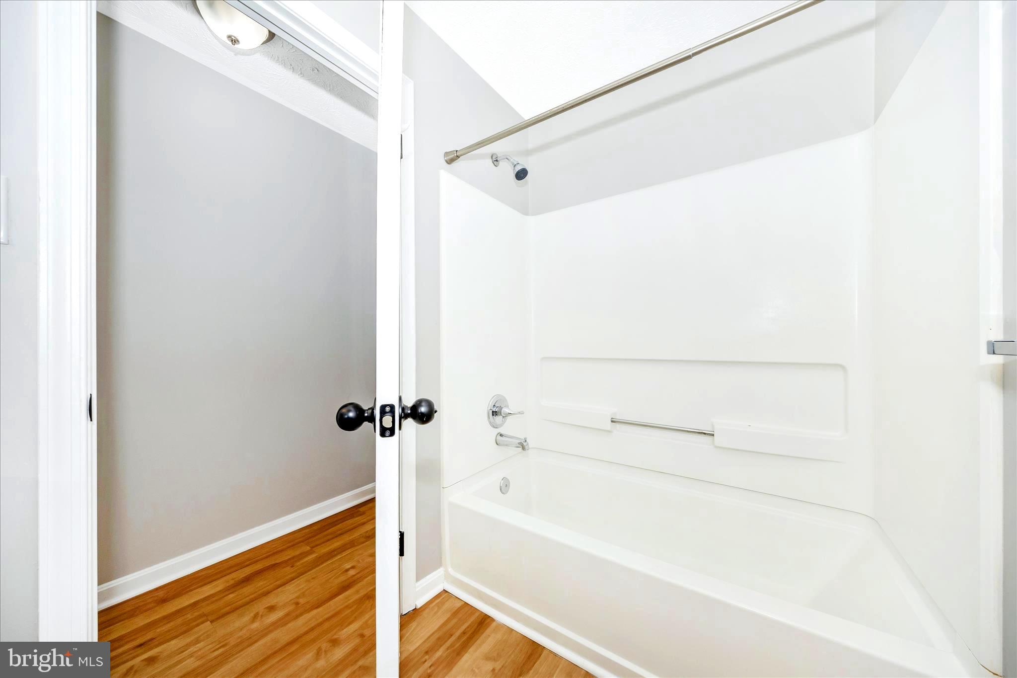 OLD FARM STATION - Residential