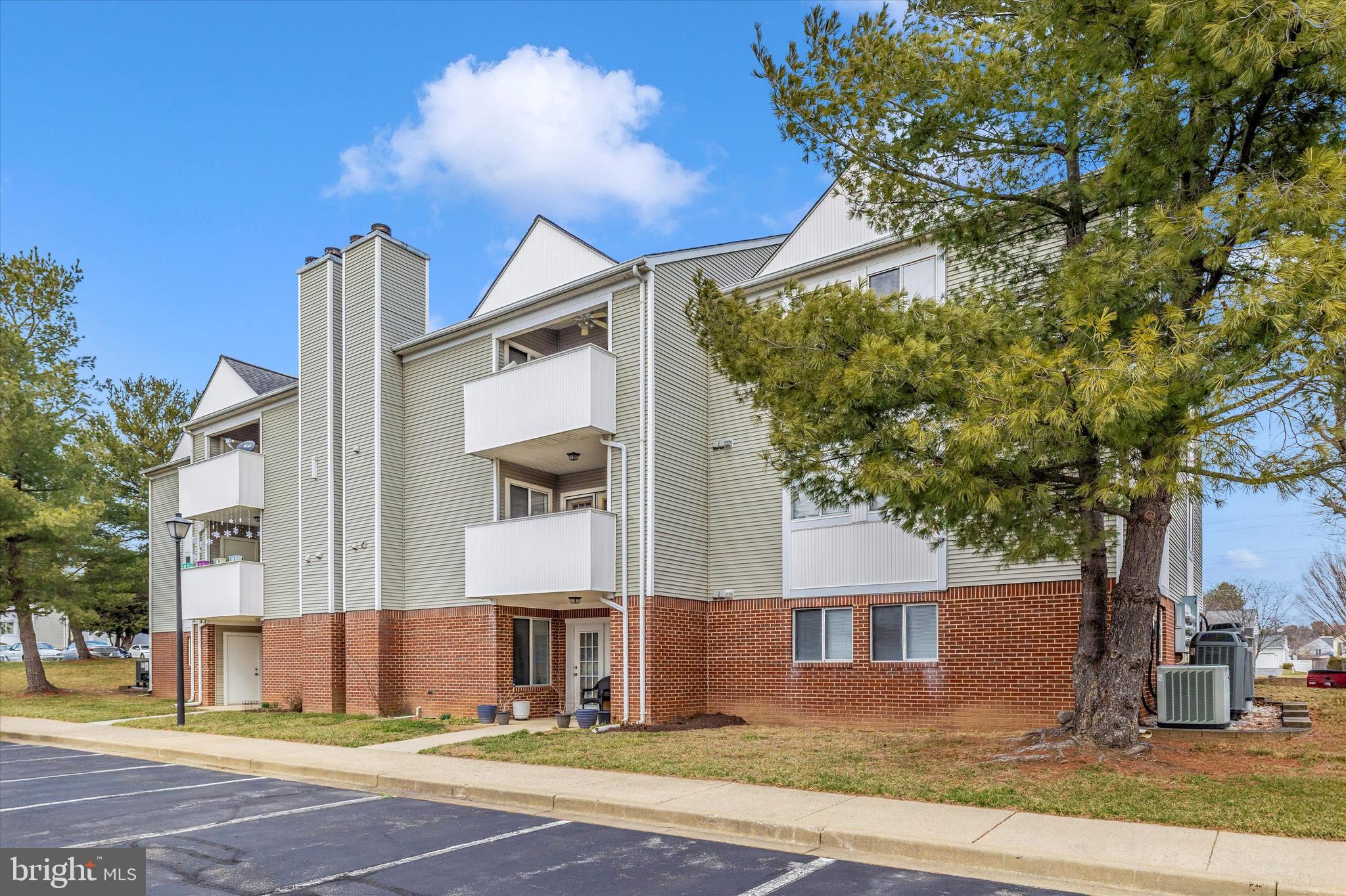 OLD FARM STATION - Residential