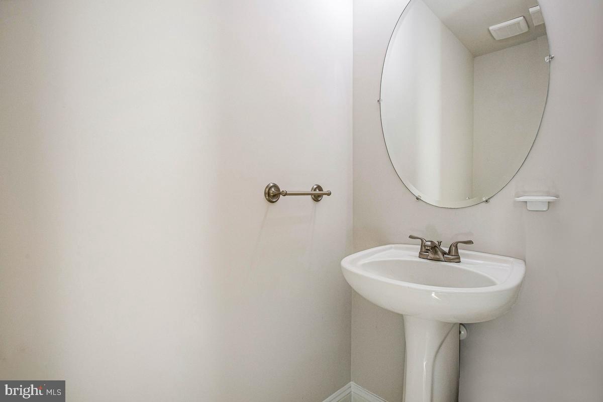 LONG BEACH - Residential