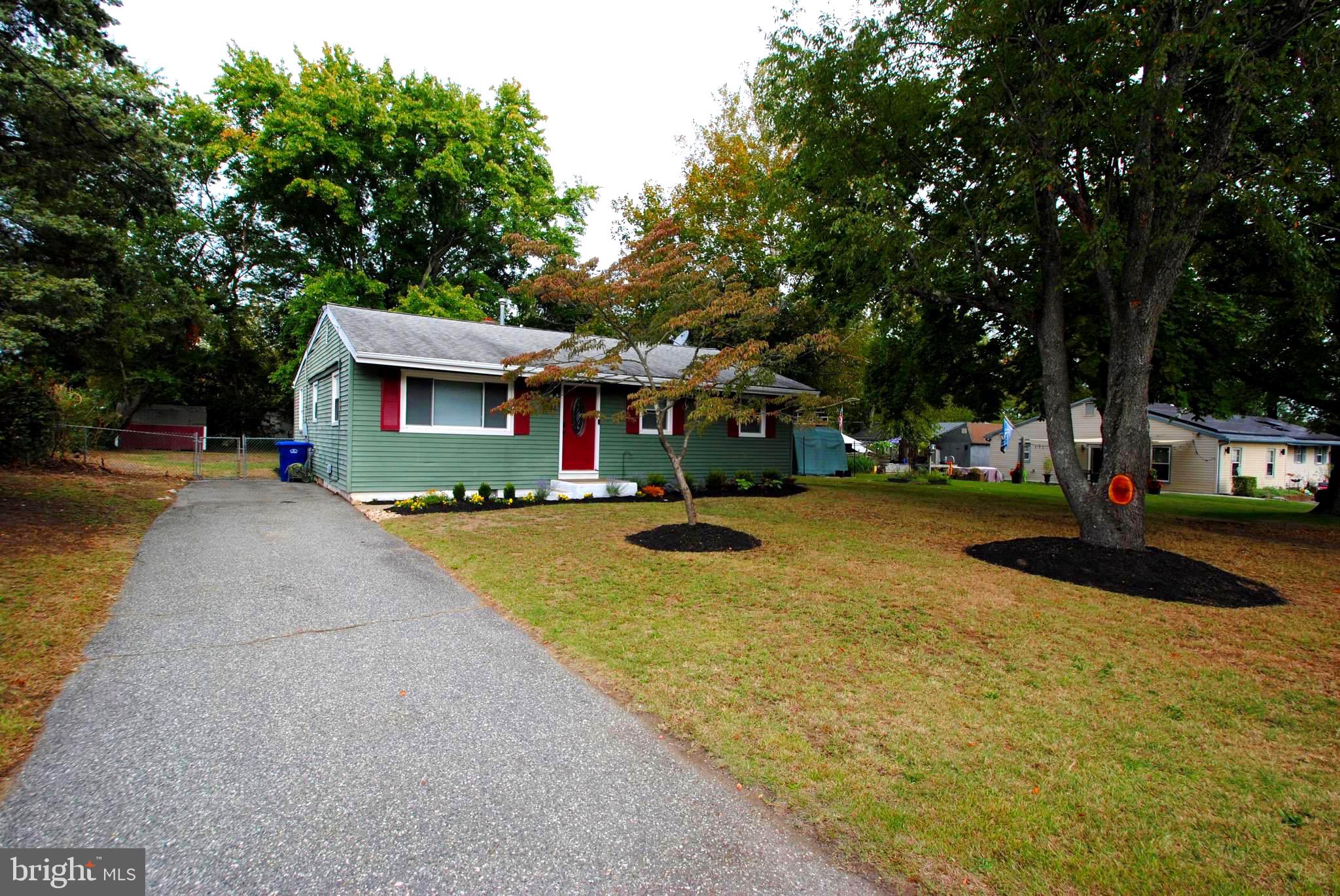 432 HEMLOCK LANE