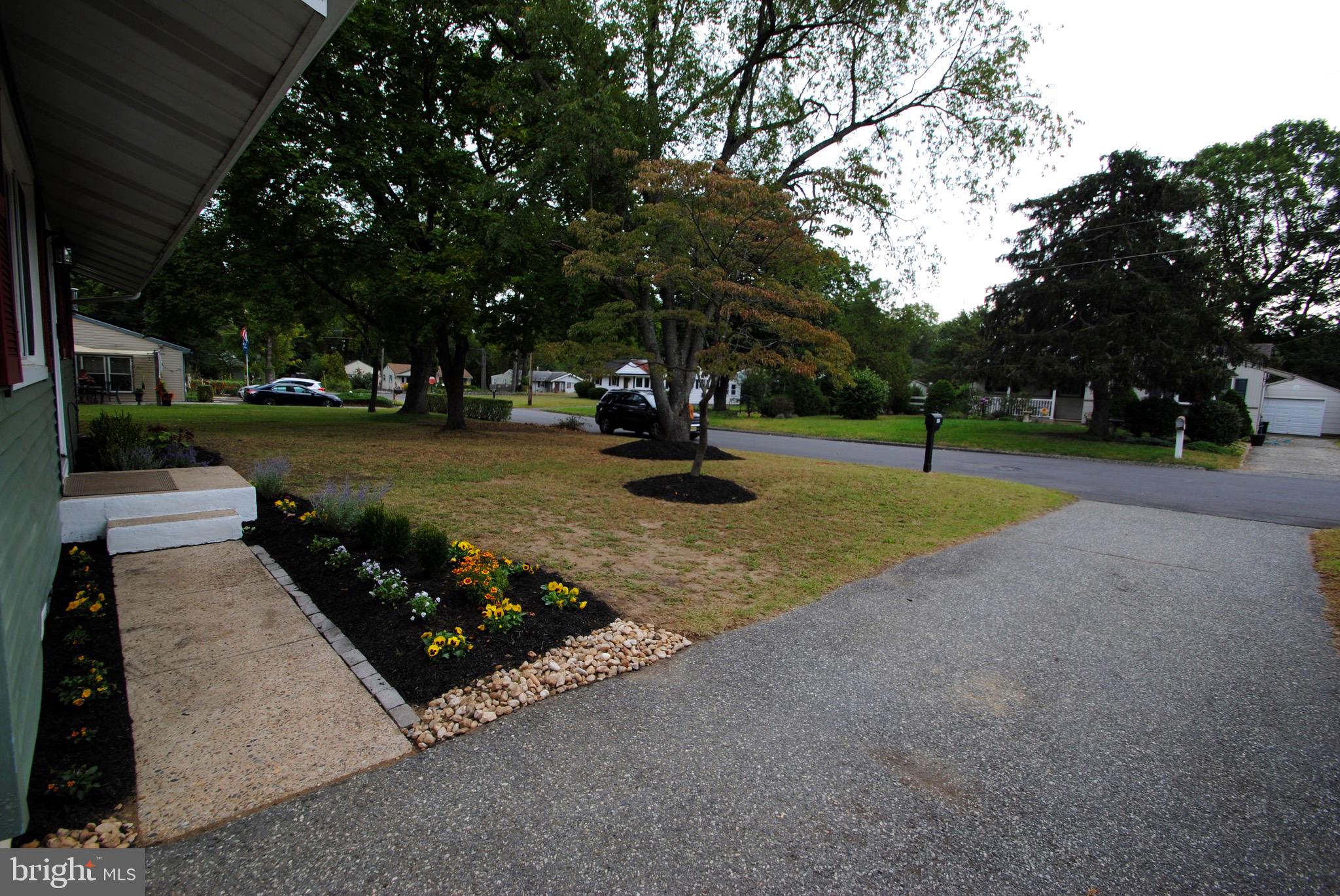 432 HEMLOCK LANE