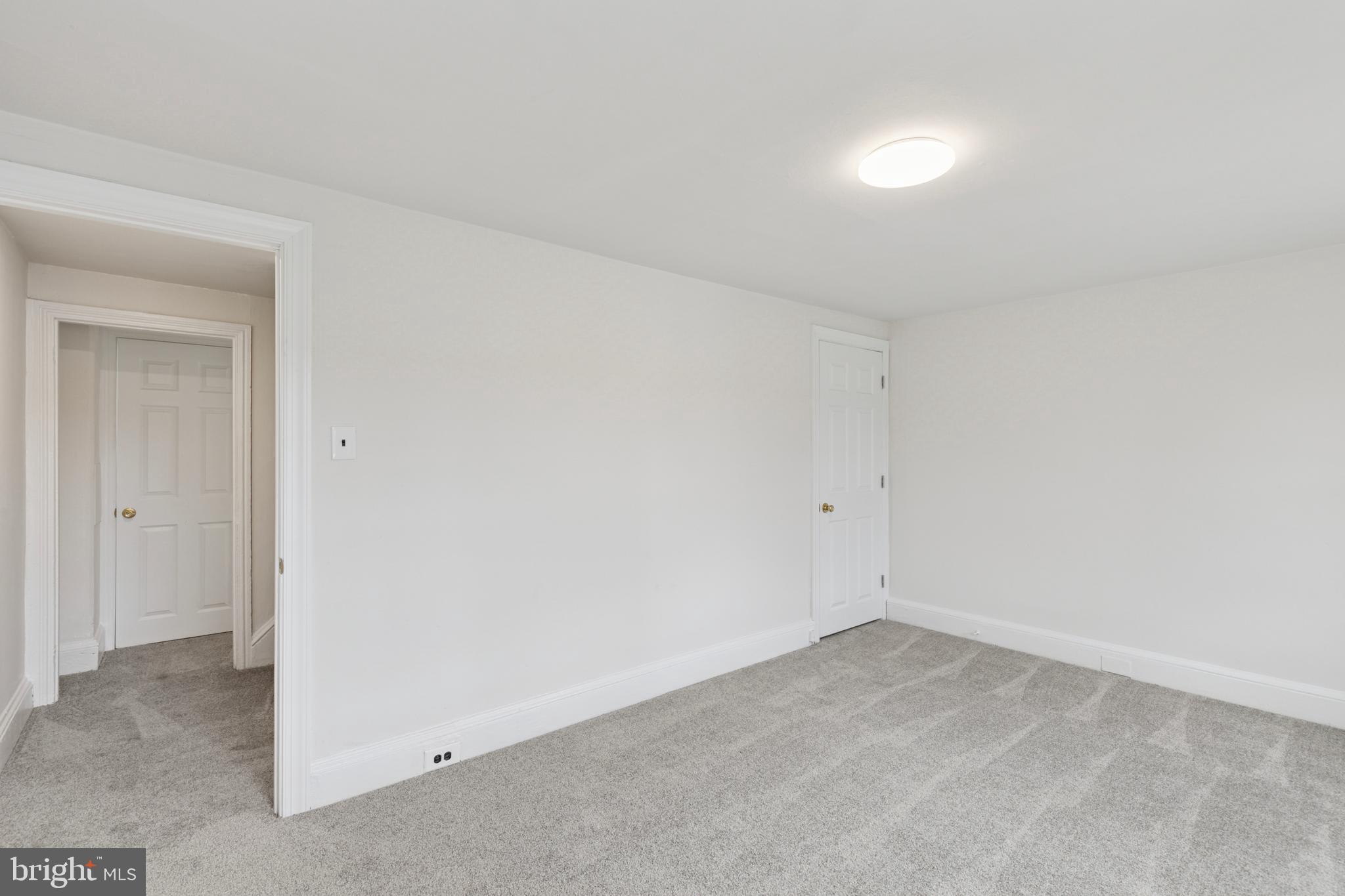 CONNAUGHTOWN - Residential