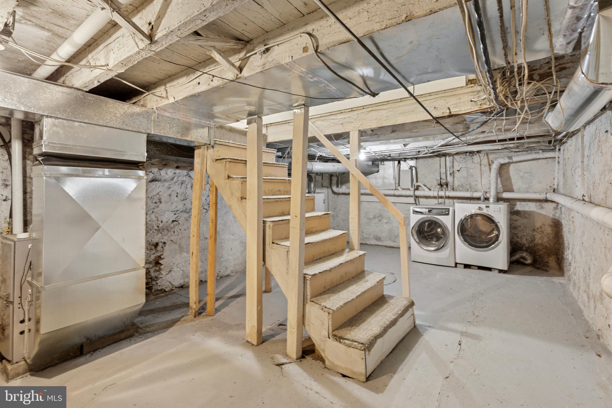 CONNAUGHTOWN - Residential