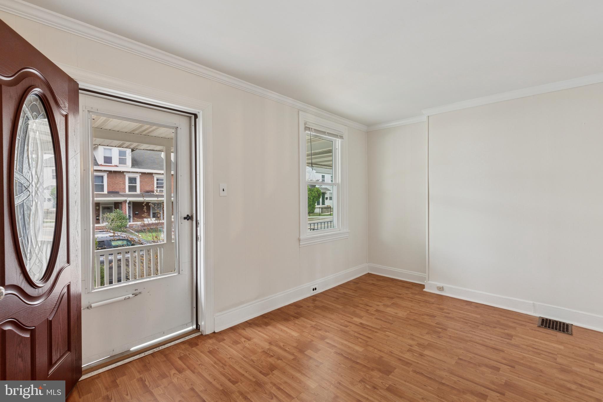 463 NEW ELM STREET