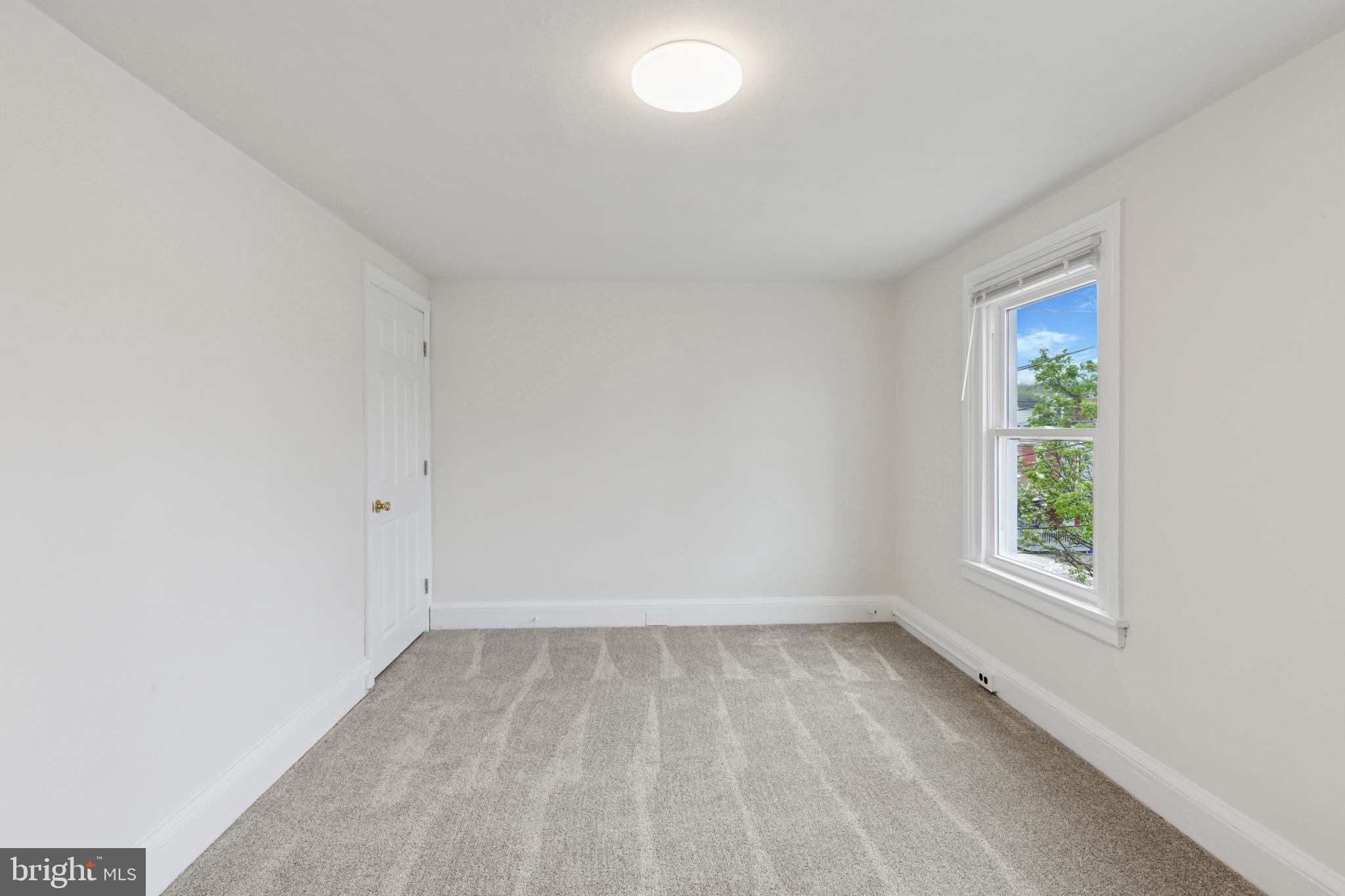 CONNAUGHTOWN - Residential