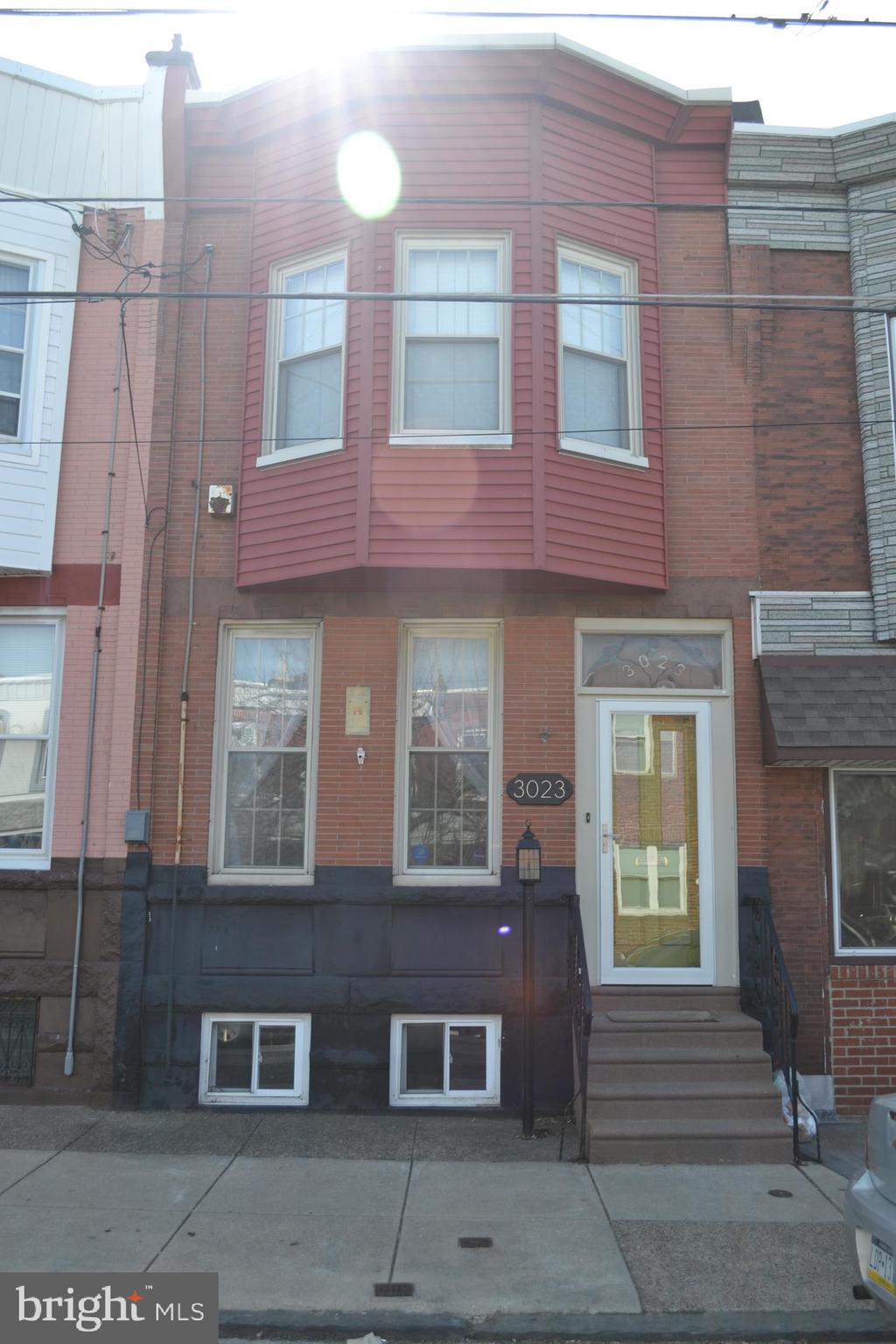 PORT RICHMOND - Residential