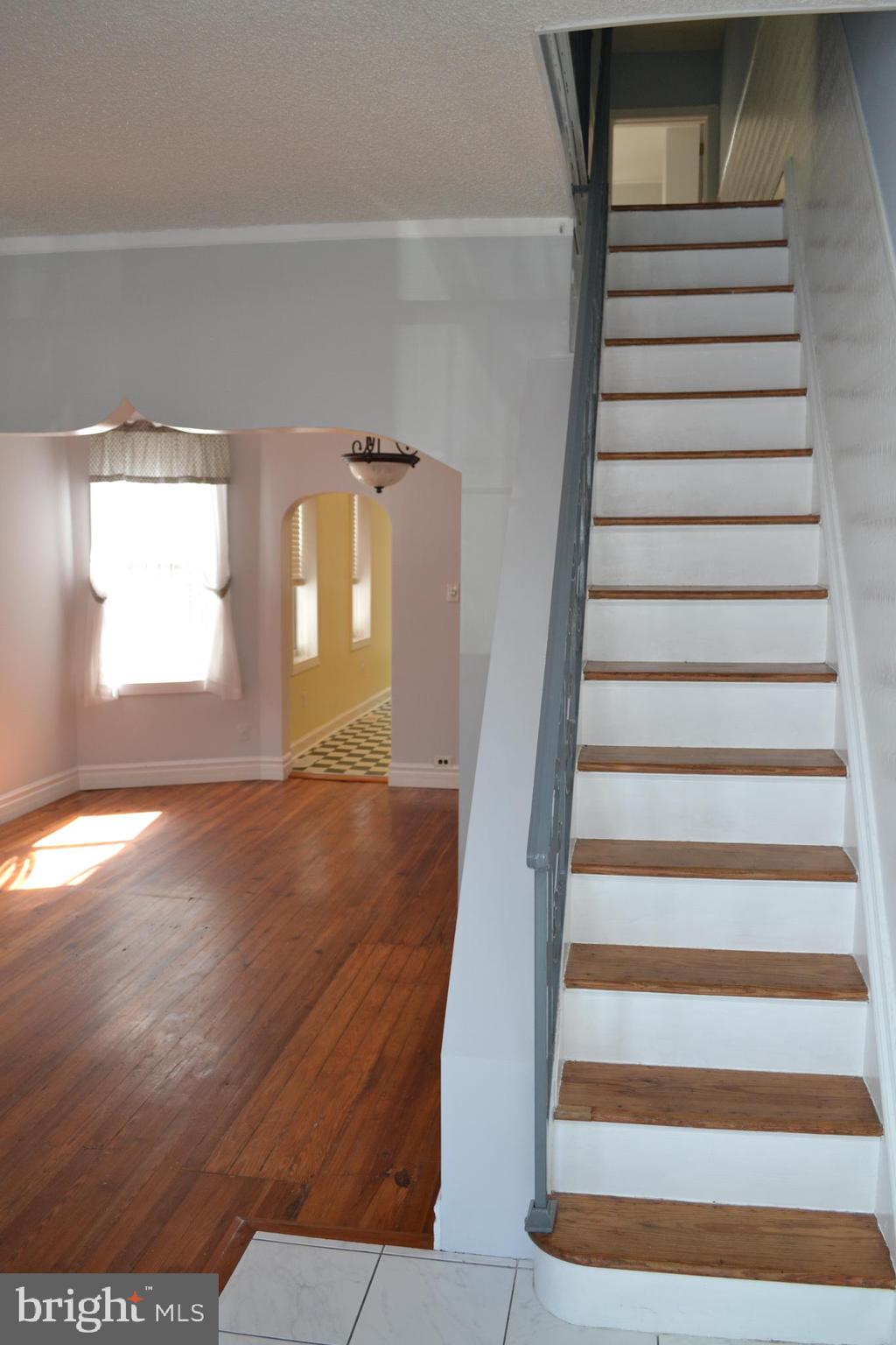 PORT RICHMOND - Residential