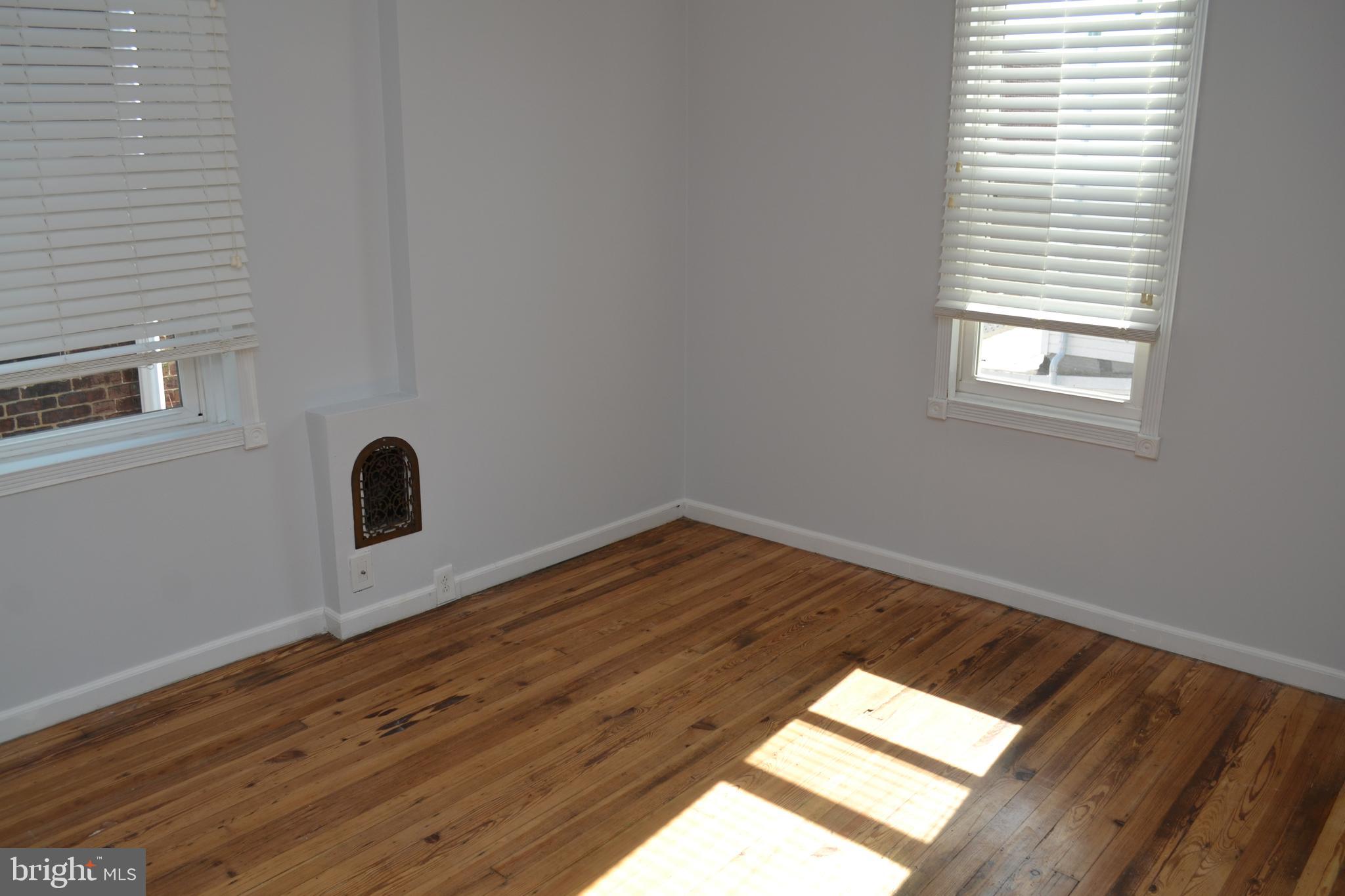 PORT RICHMOND - Residential