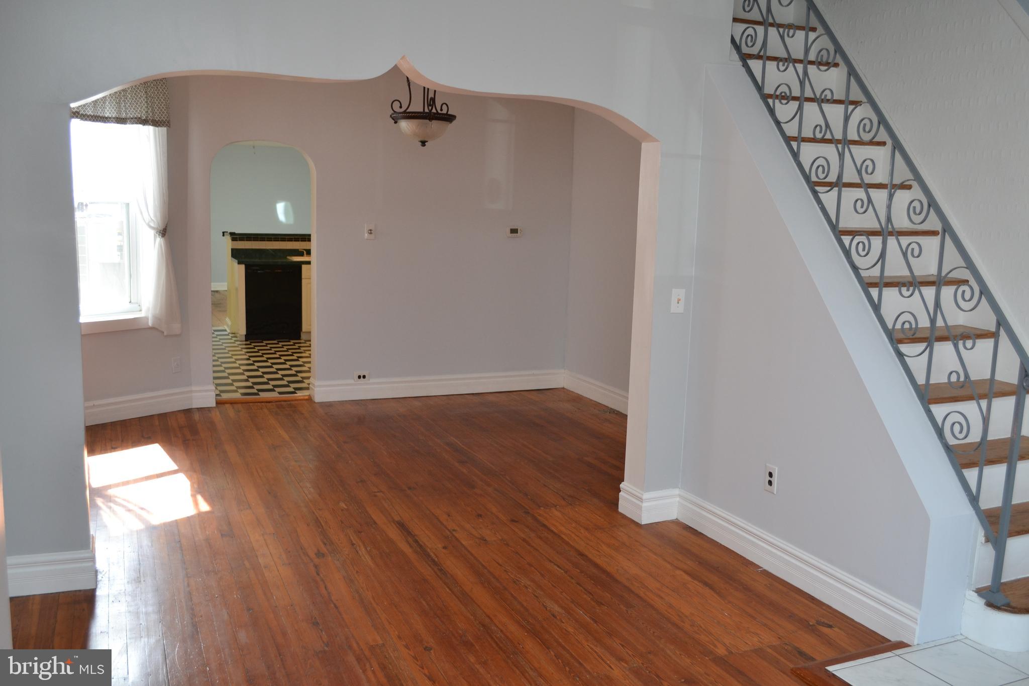 PORT RICHMOND - Residential