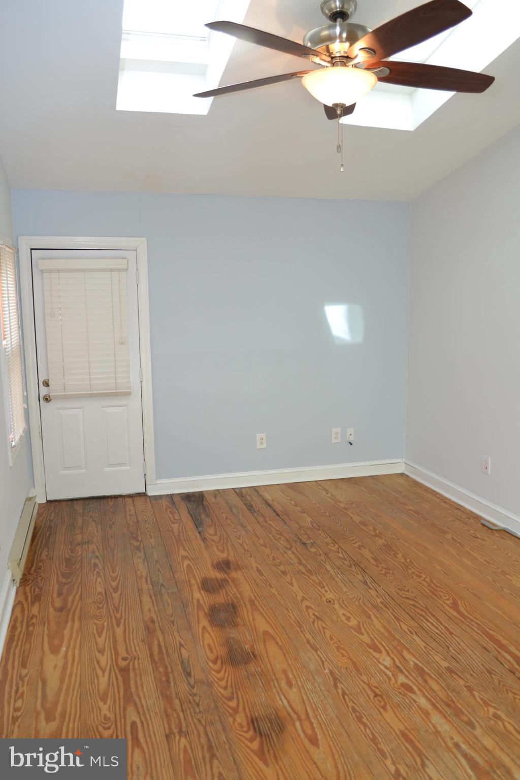 PORT RICHMOND - Residential