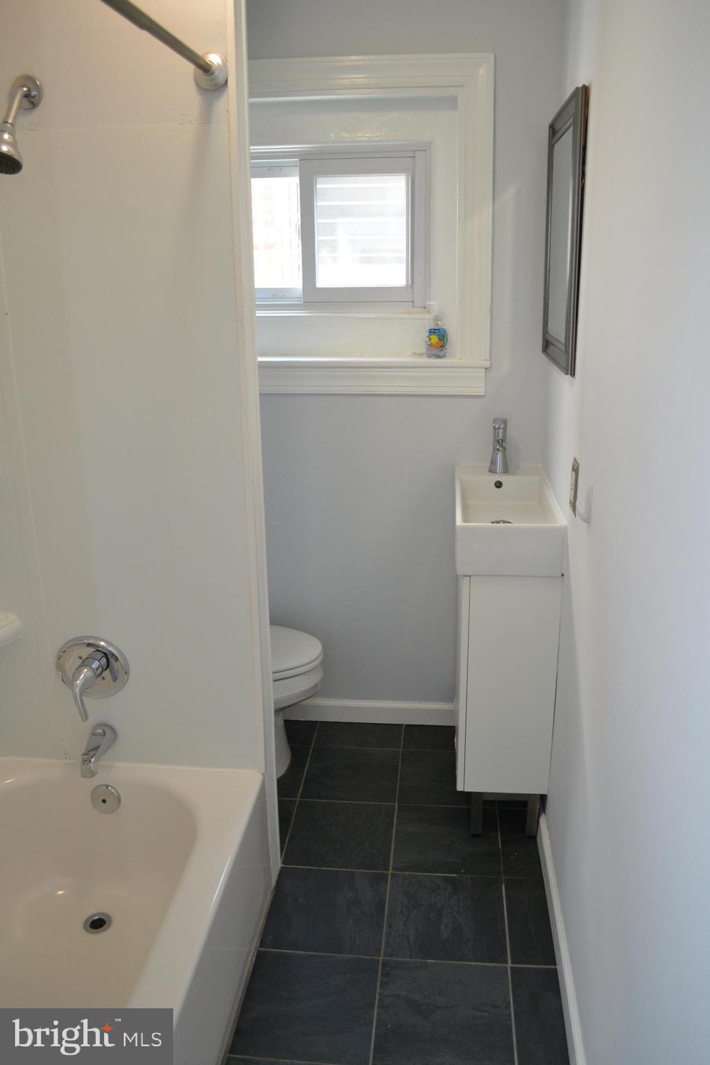 PORT RICHMOND - Residential