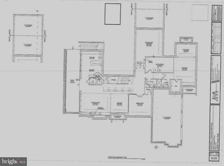 WILLIAMSBURG ESTATES - Residential