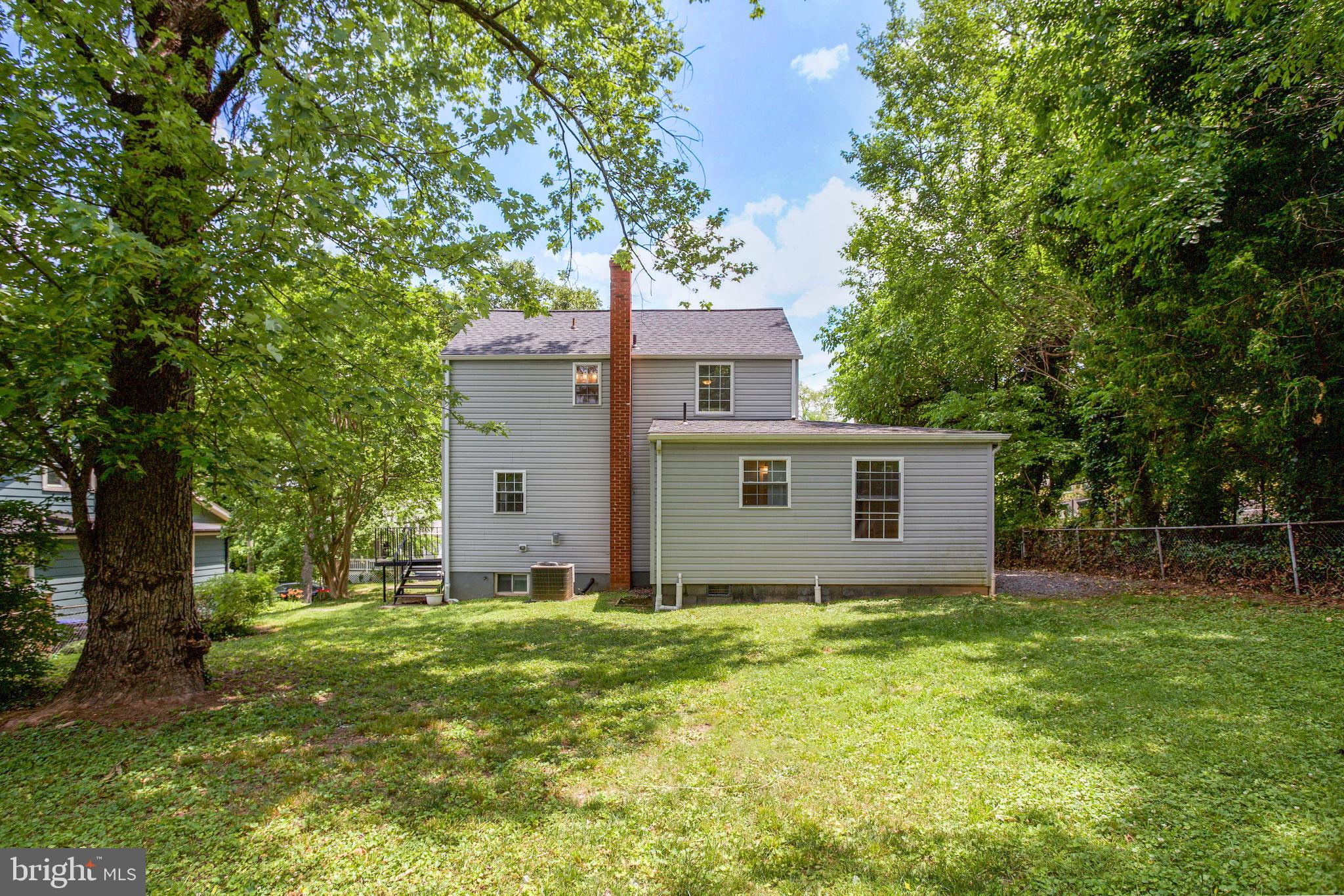MT RAINIER - Residential