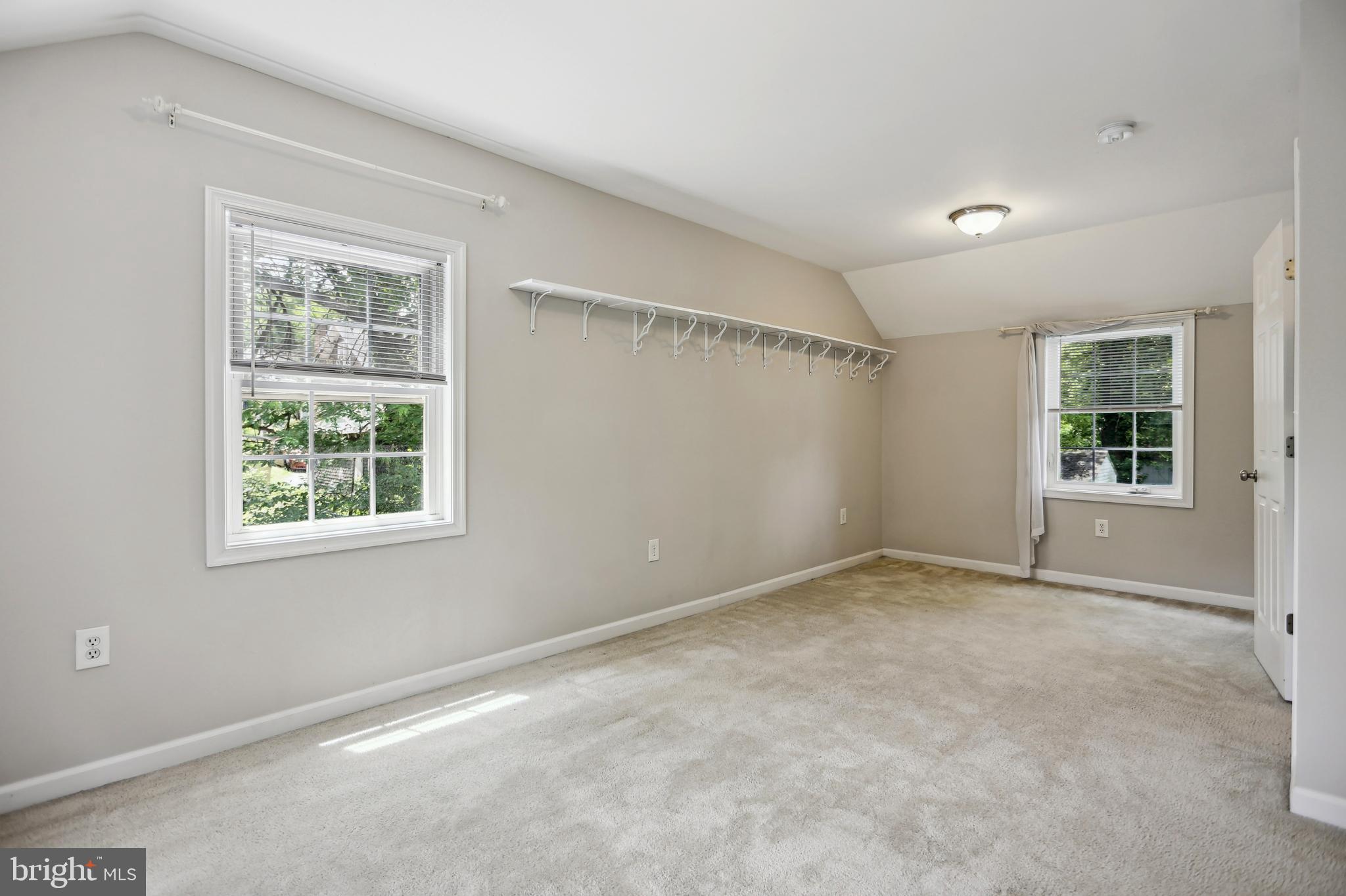 MT RAINIER - Residential