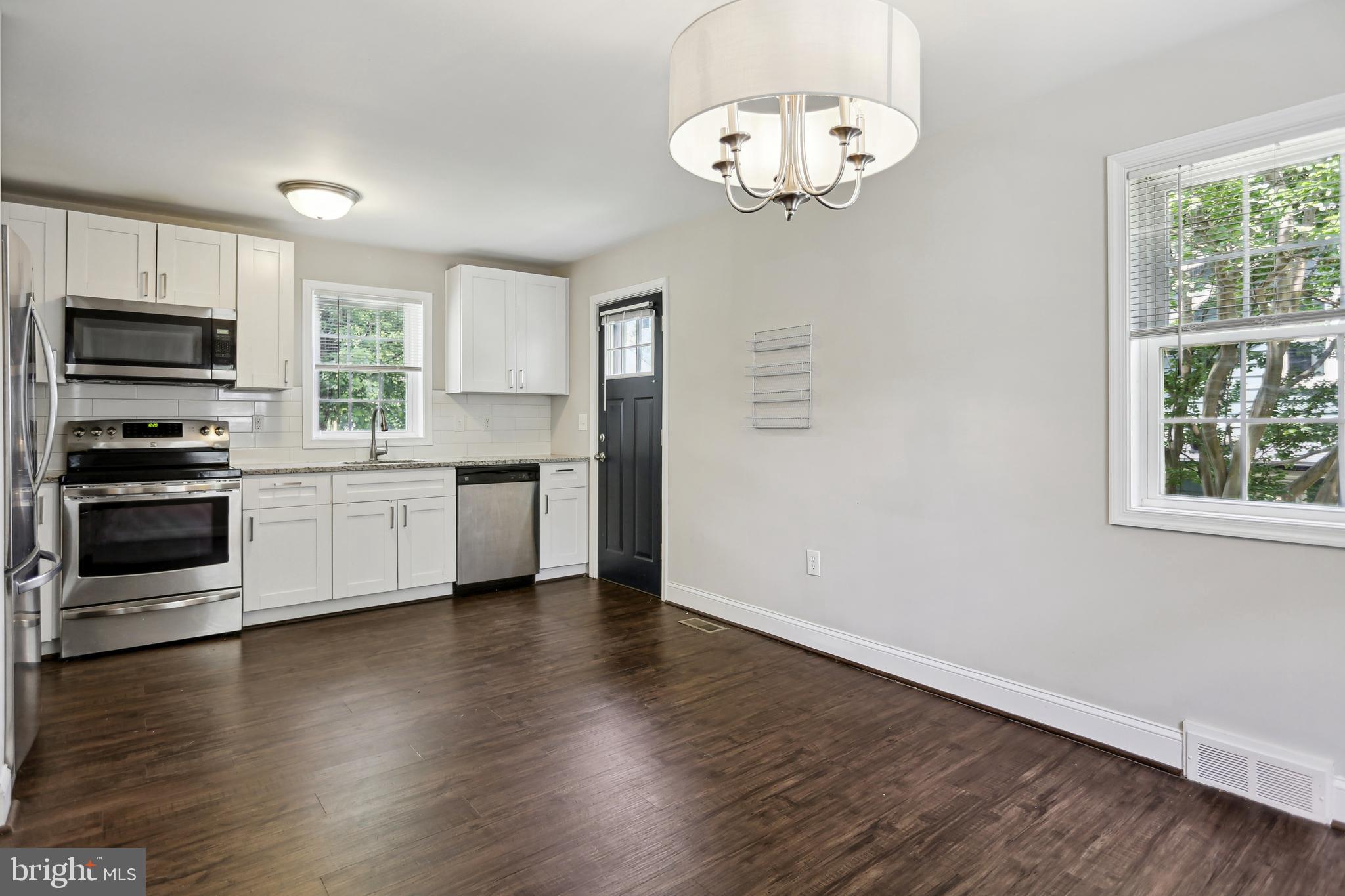 MT RAINIER - Residential