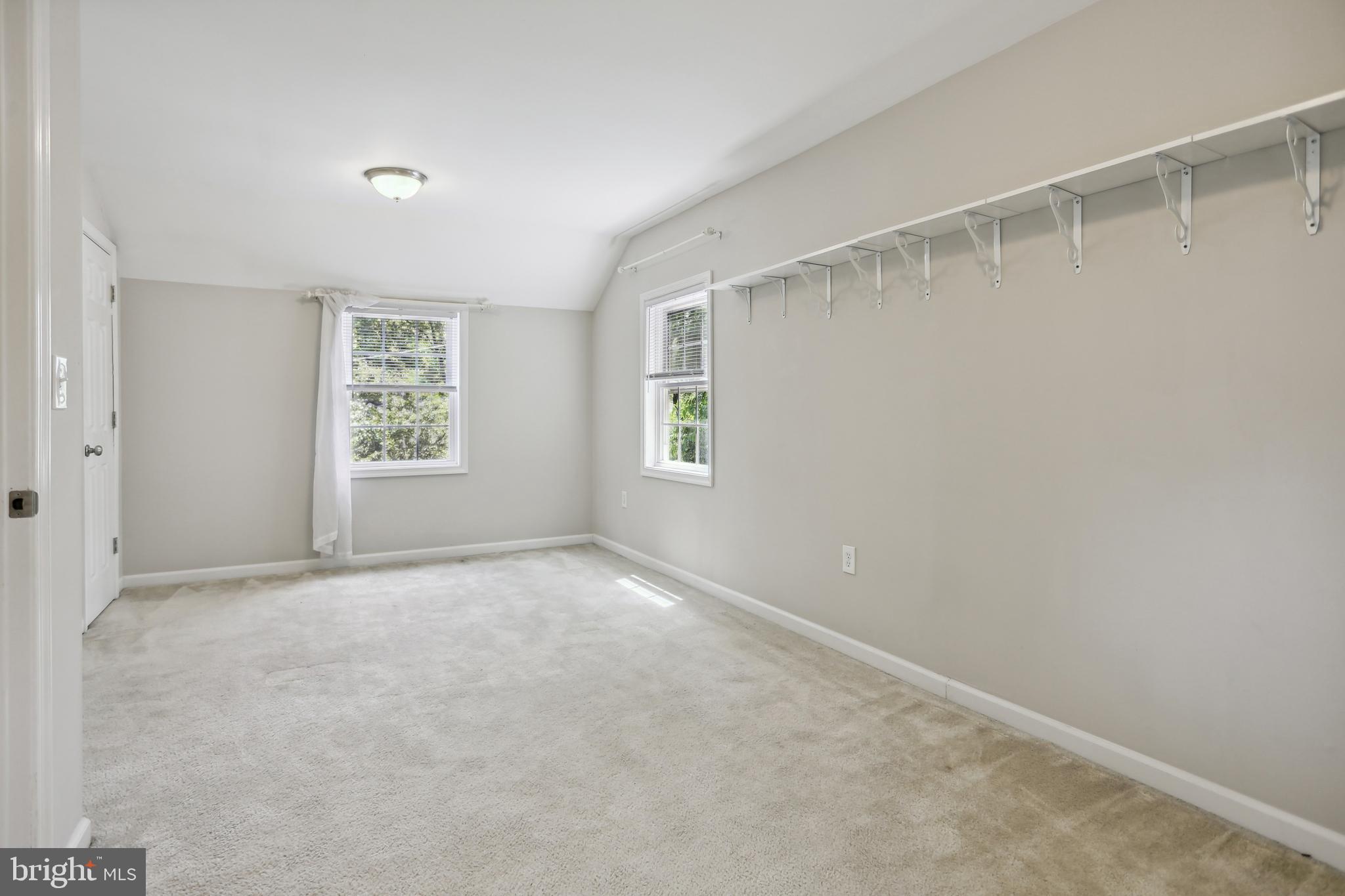 MT RAINIER - Residential