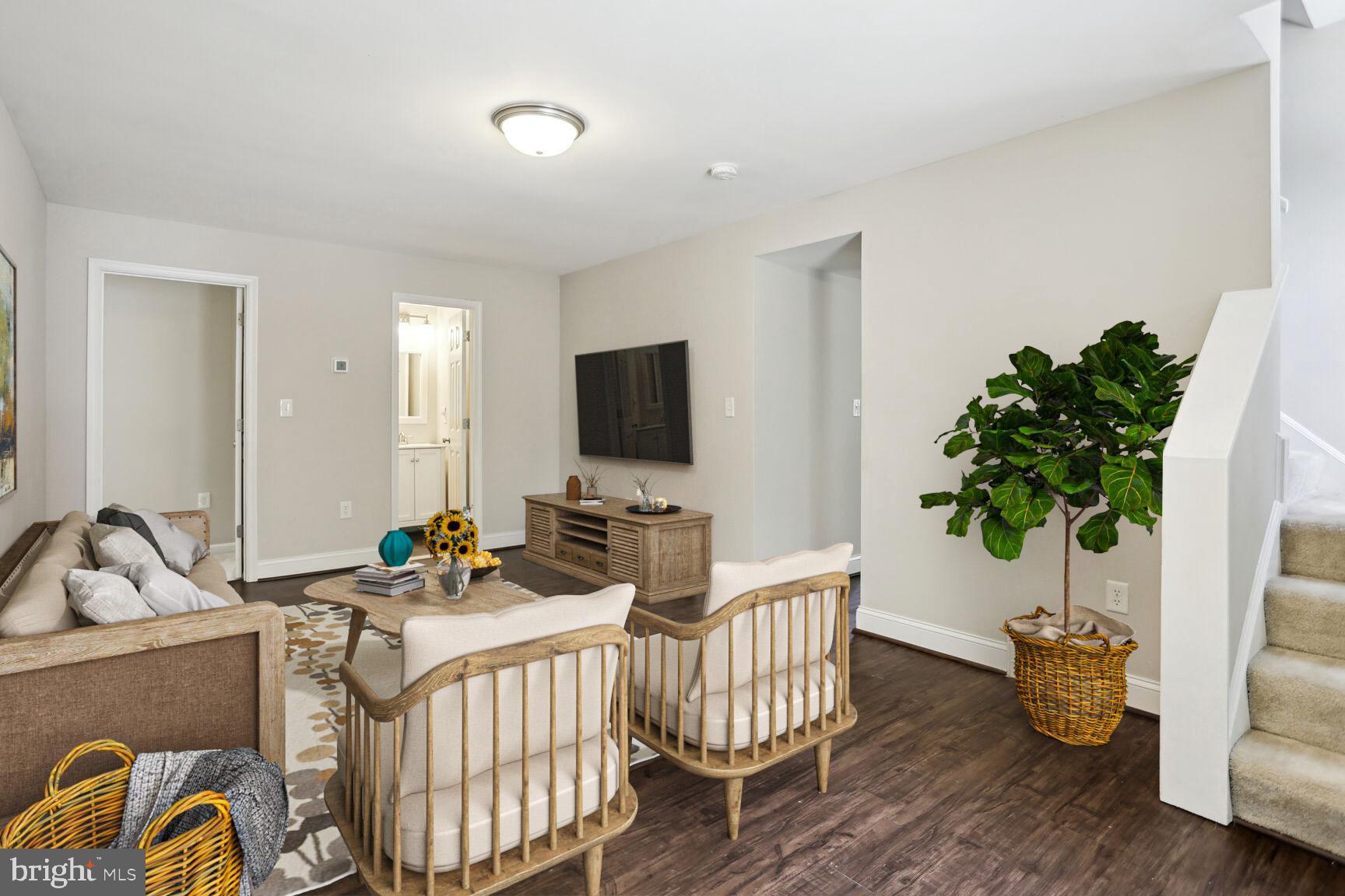 MT RAINIER - Residential