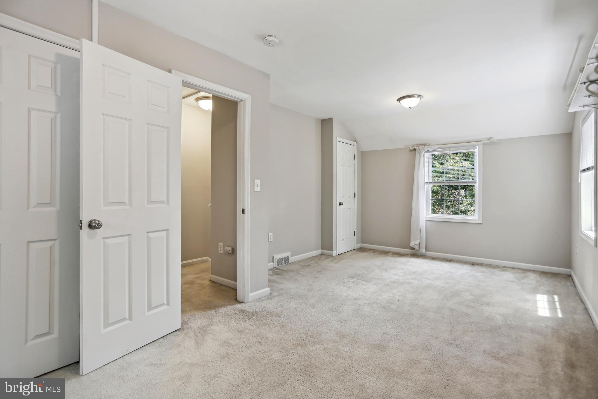 MT RAINIER - Residential