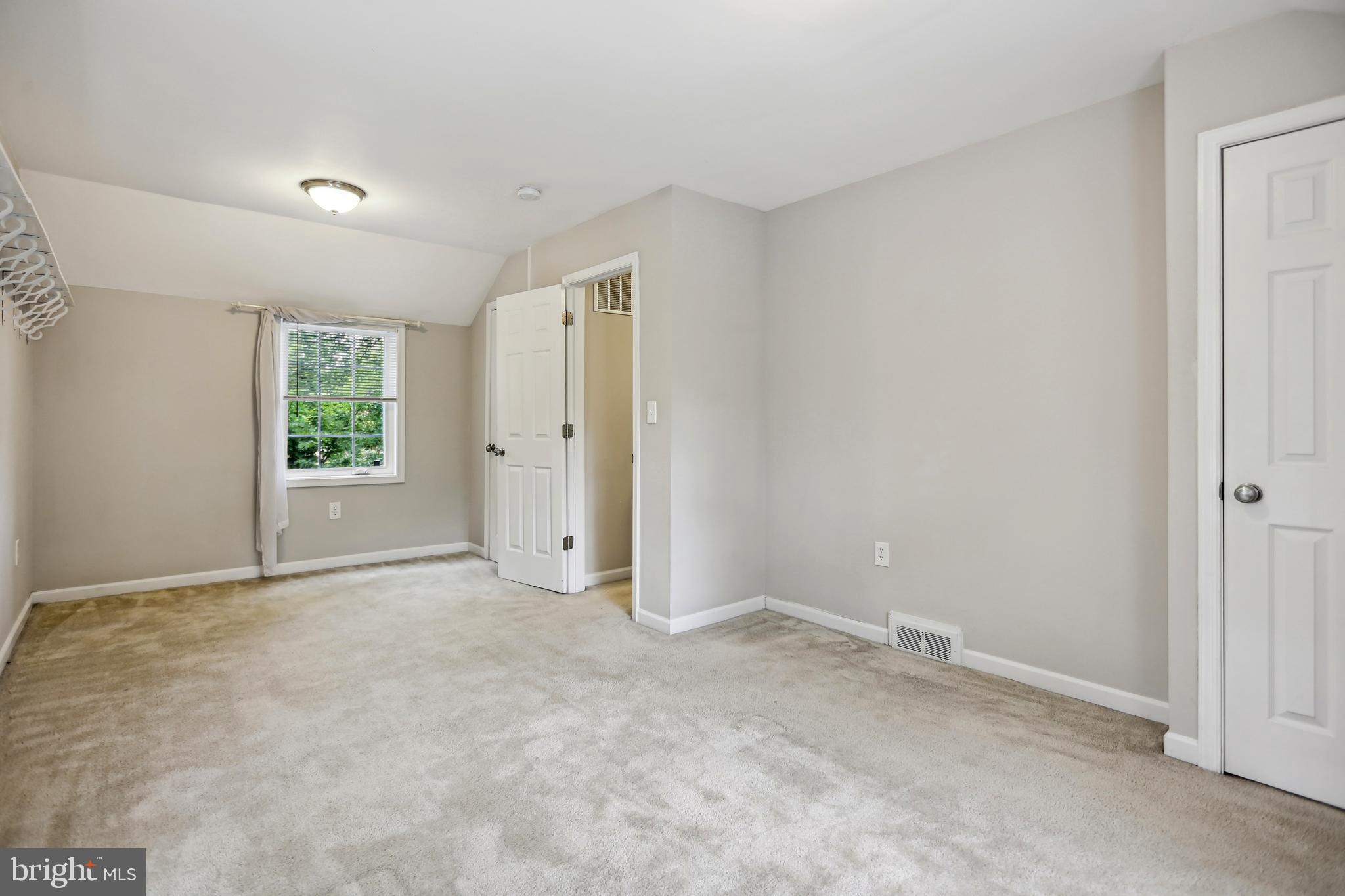 MT RAINIER - Residential