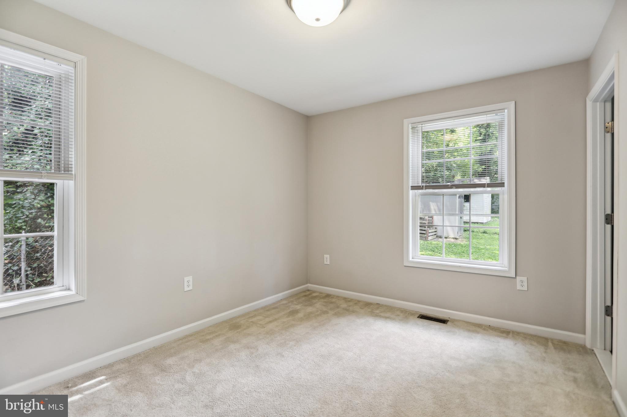 MT RAINIER - Residential