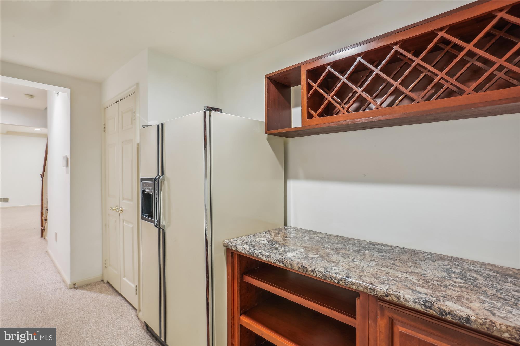 RIVERHILL - Residential