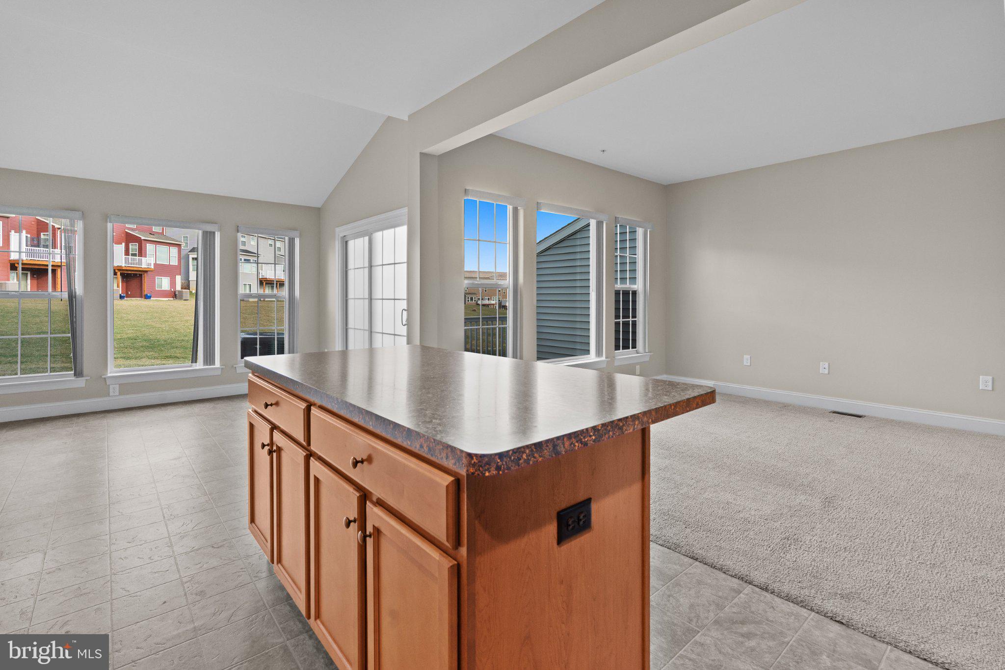 THE GATES - Residential