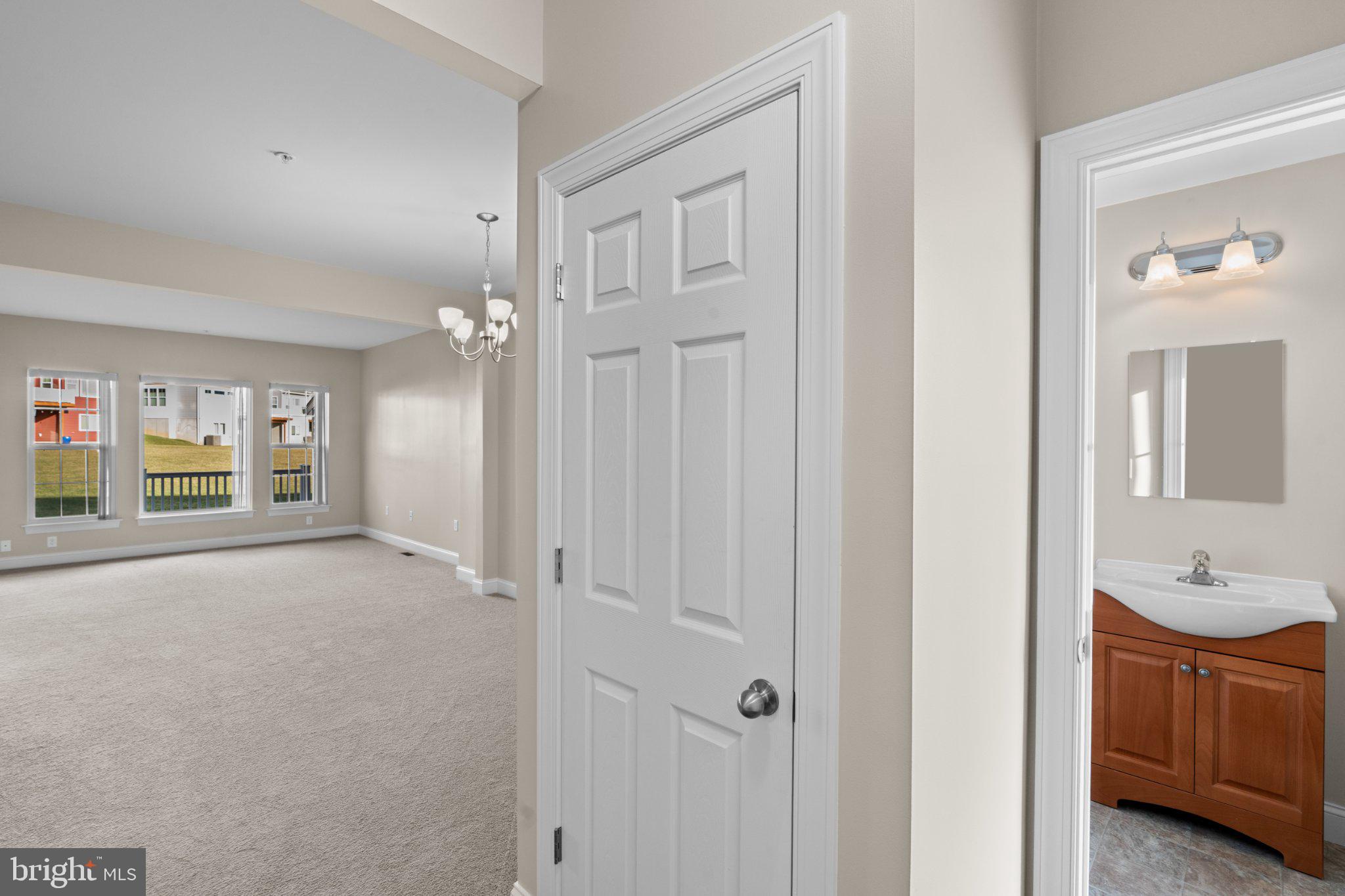 THE GATES - Residential