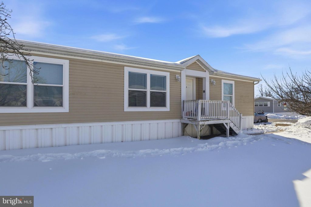 Photo of 206 Chesapeake Estates, THOMASVILLE, PA 17364 (MLS # PAYK2096496)