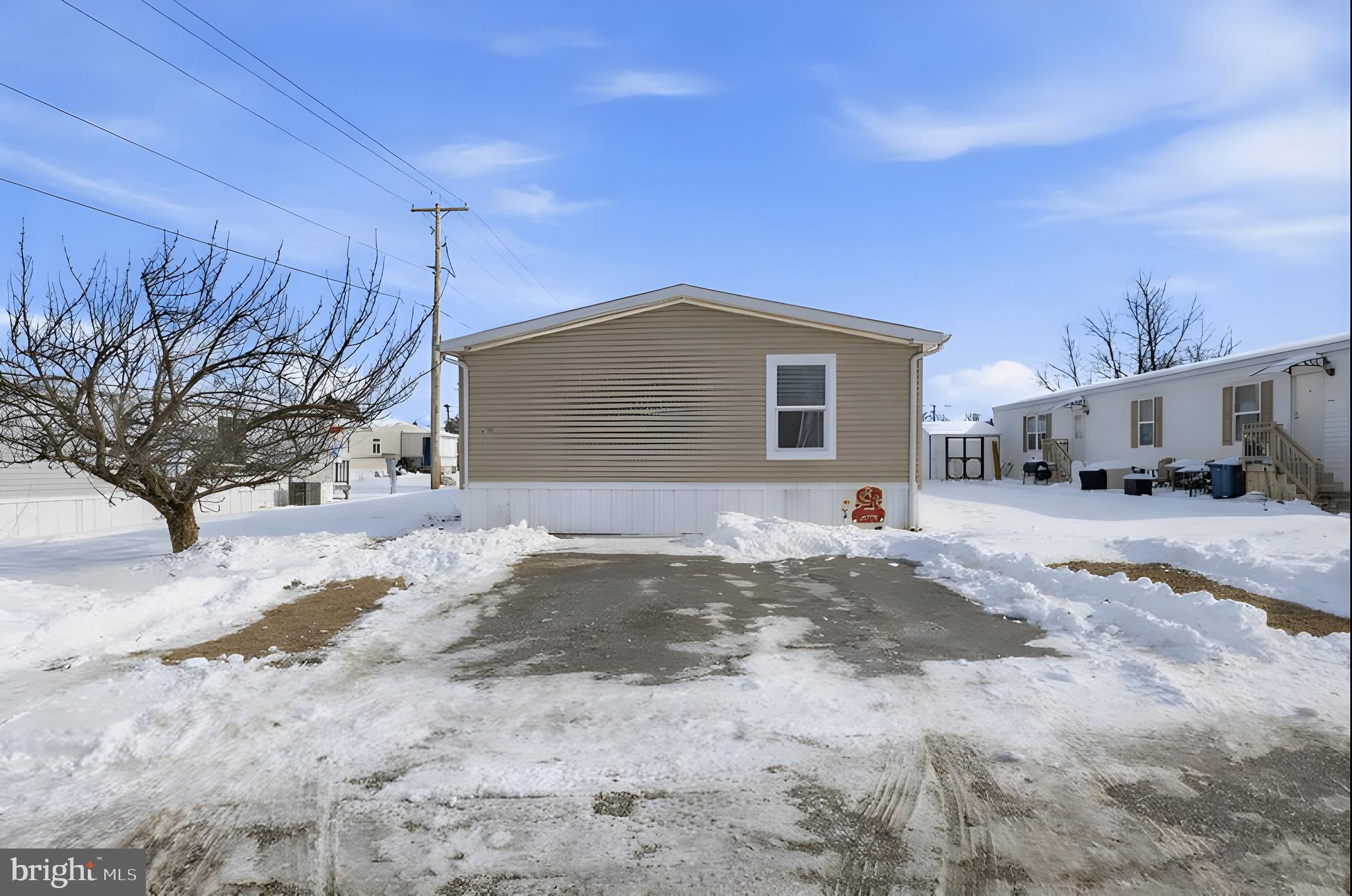 206 CHESAPEAKE ESTATES