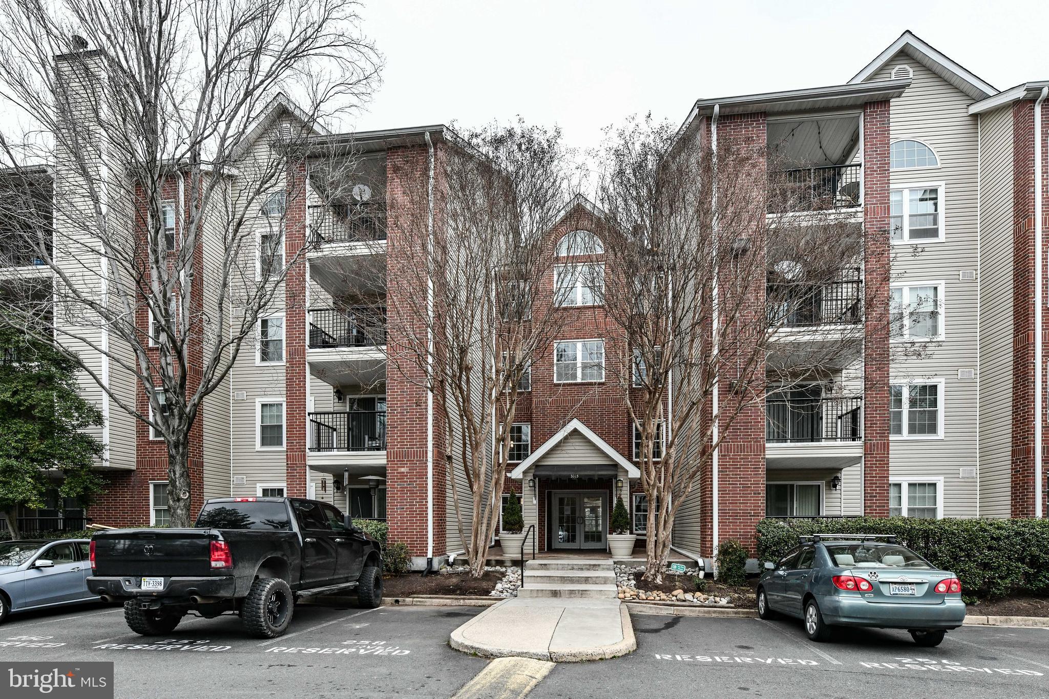 PARK CENTER - Residential Lease