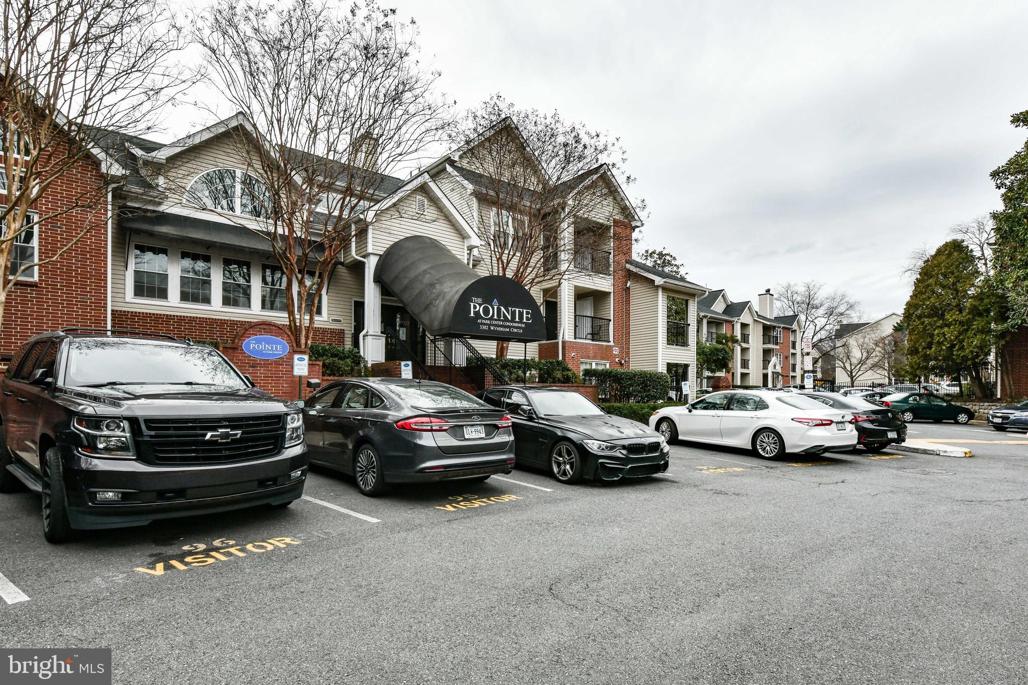 PARK CENTER - Residential Lease