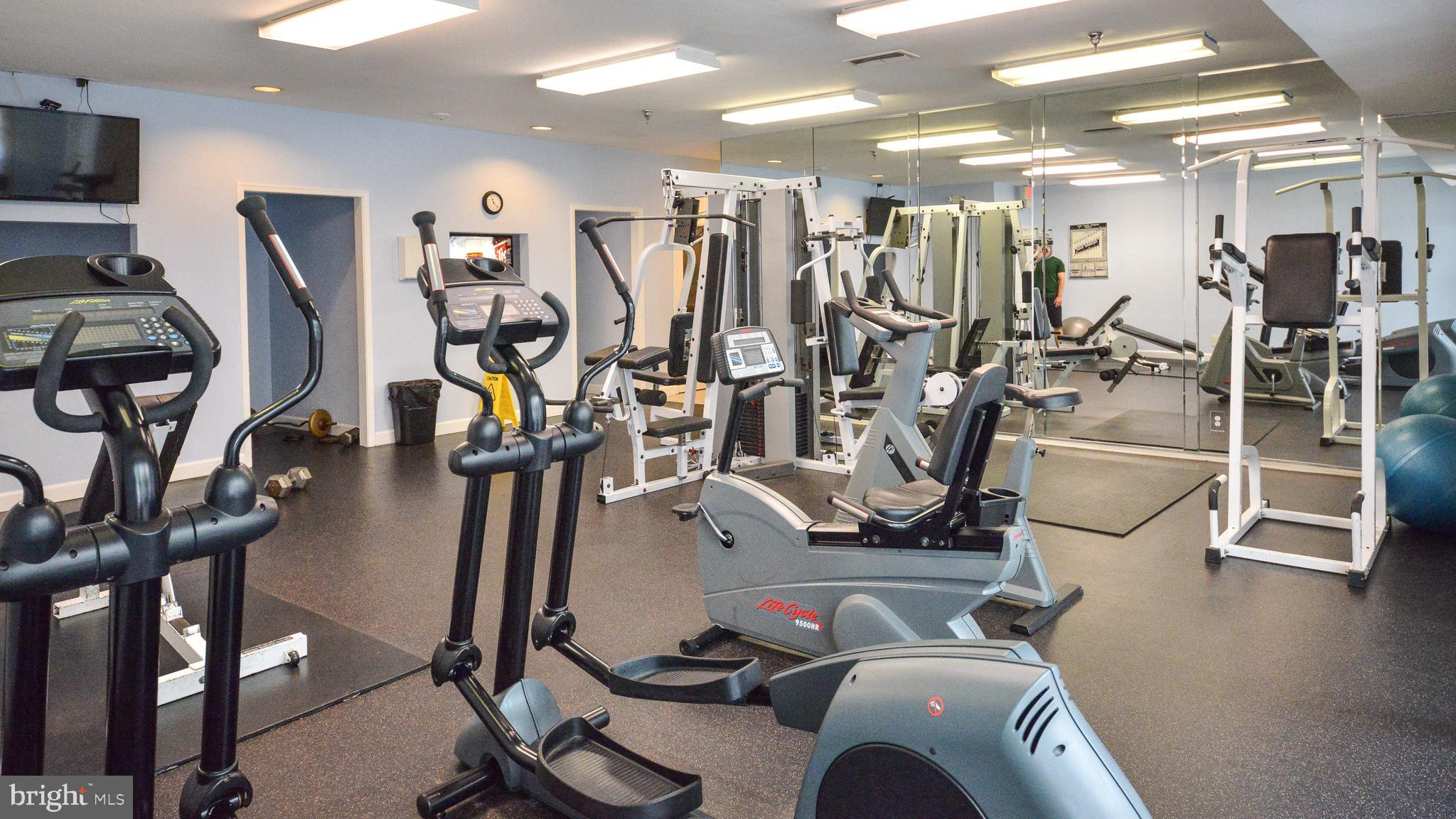 PARK CENTER - Residential Lease