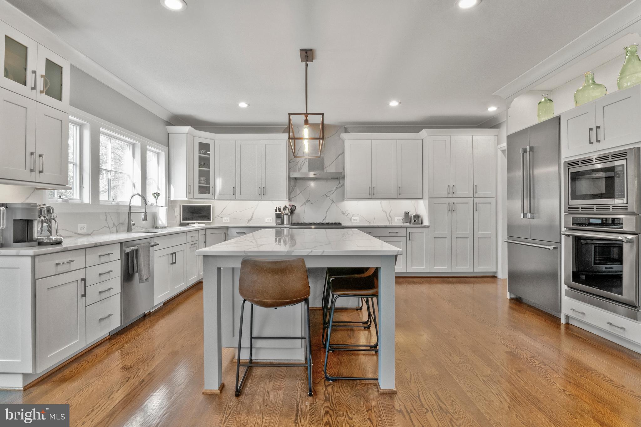 ARLINGWOOD - Residential