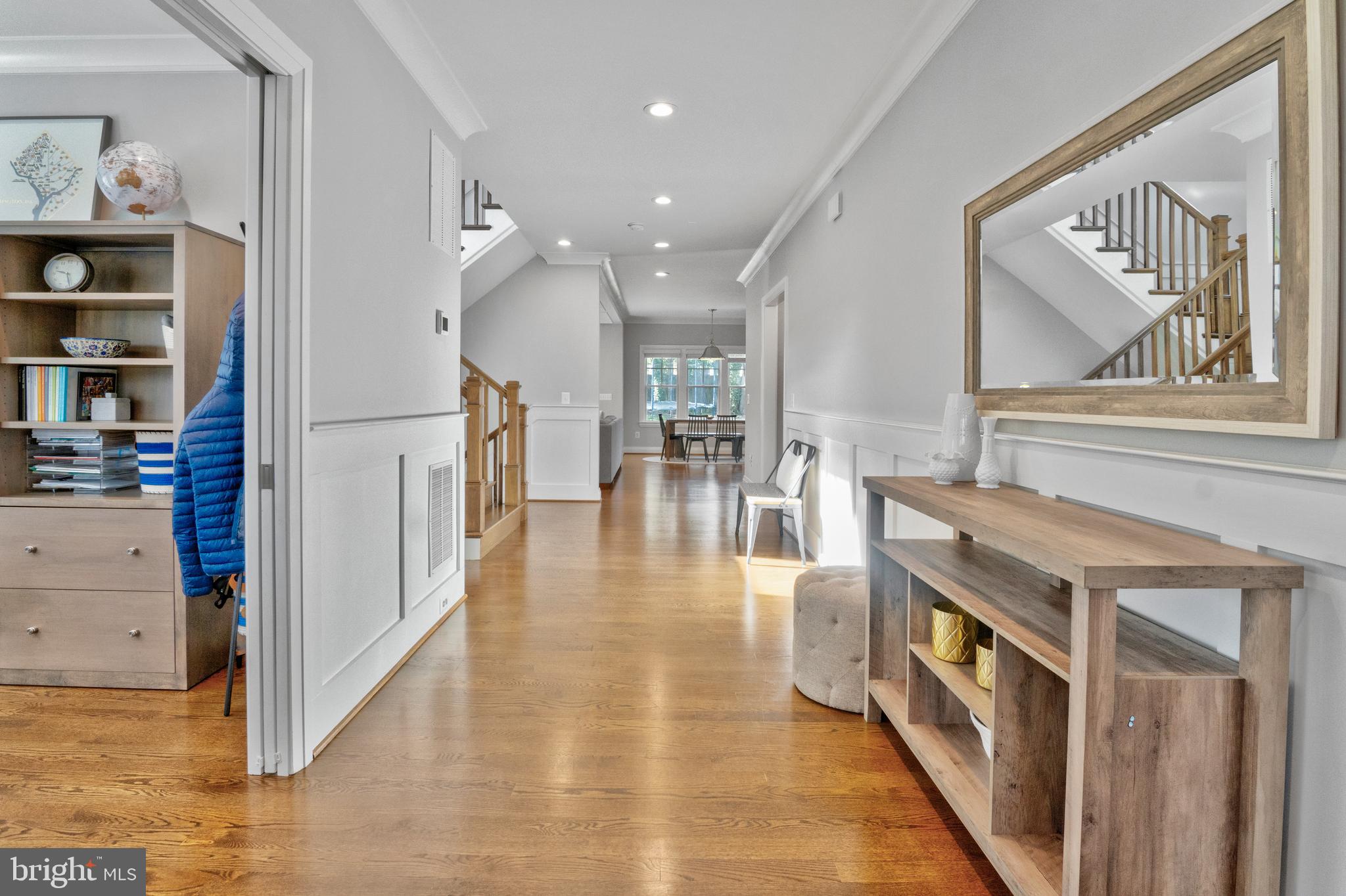 ARLINGWOOD - Residential