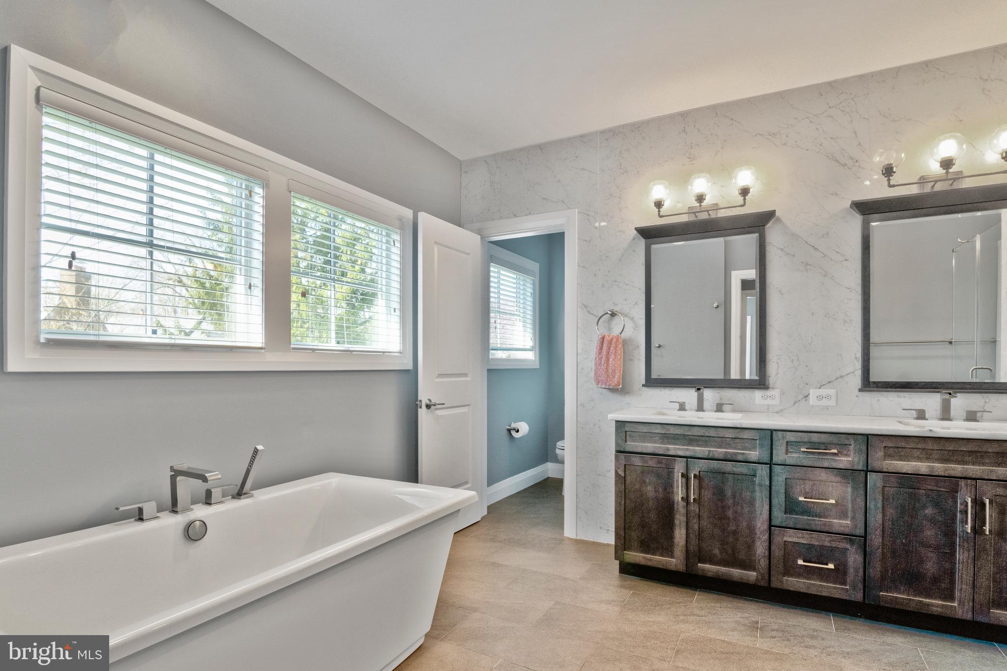 ARLINGWOOD - Residential