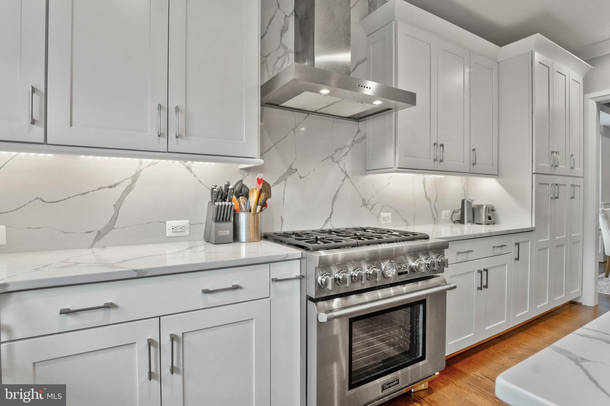 ARLINGWOOD - Residential