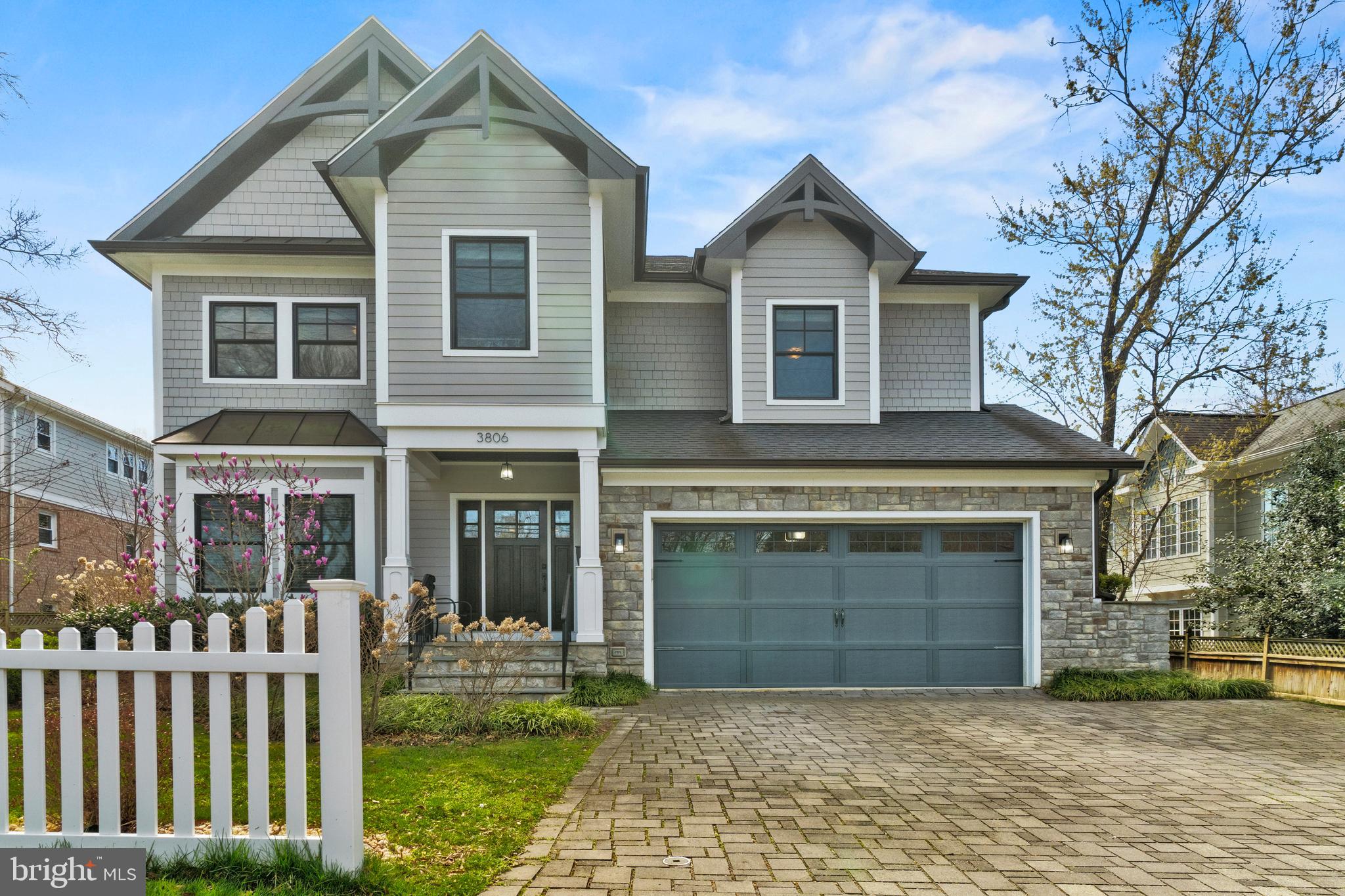 ARLINGWOOD - Residential