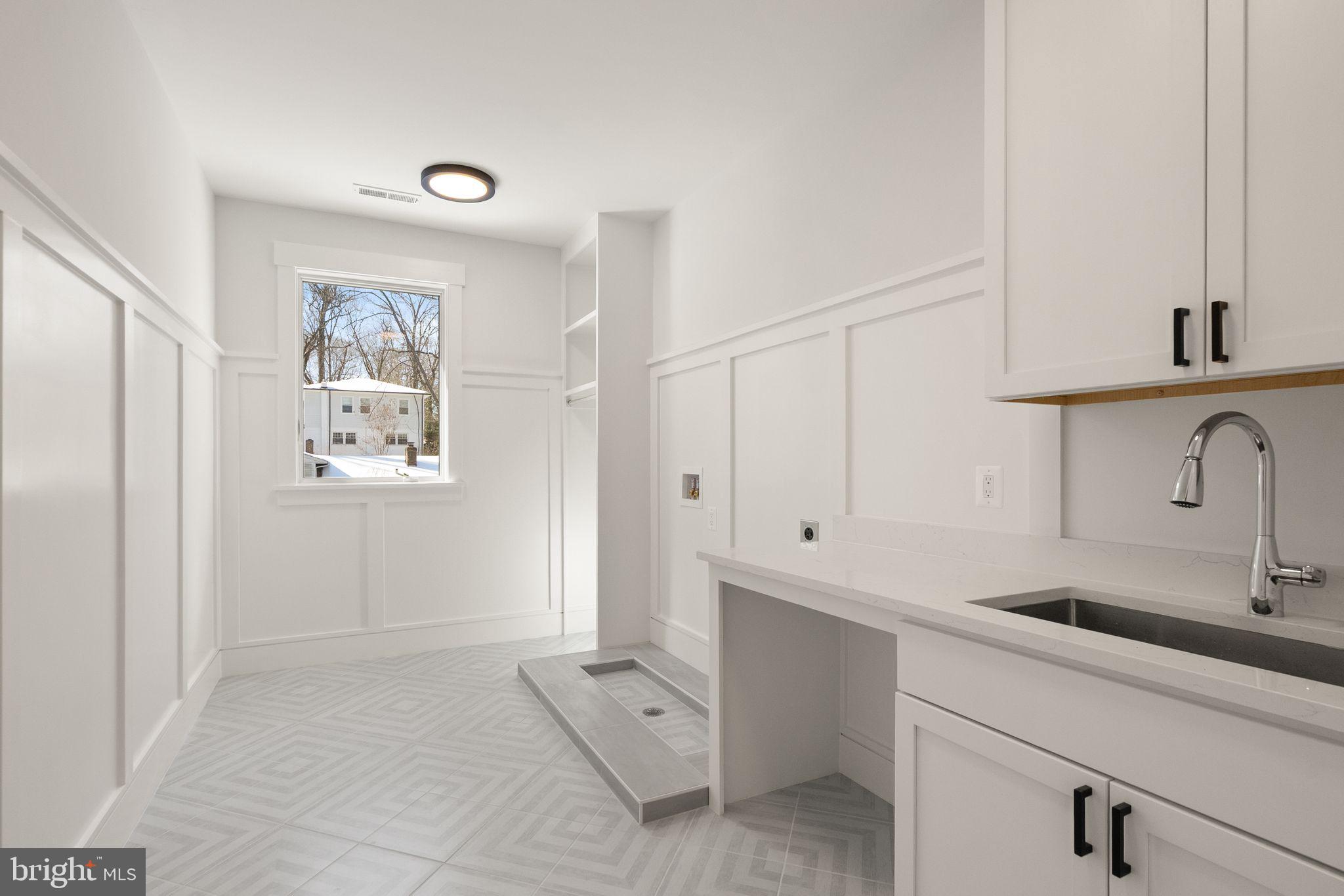 CHESTERBROOK WOODS - Residential