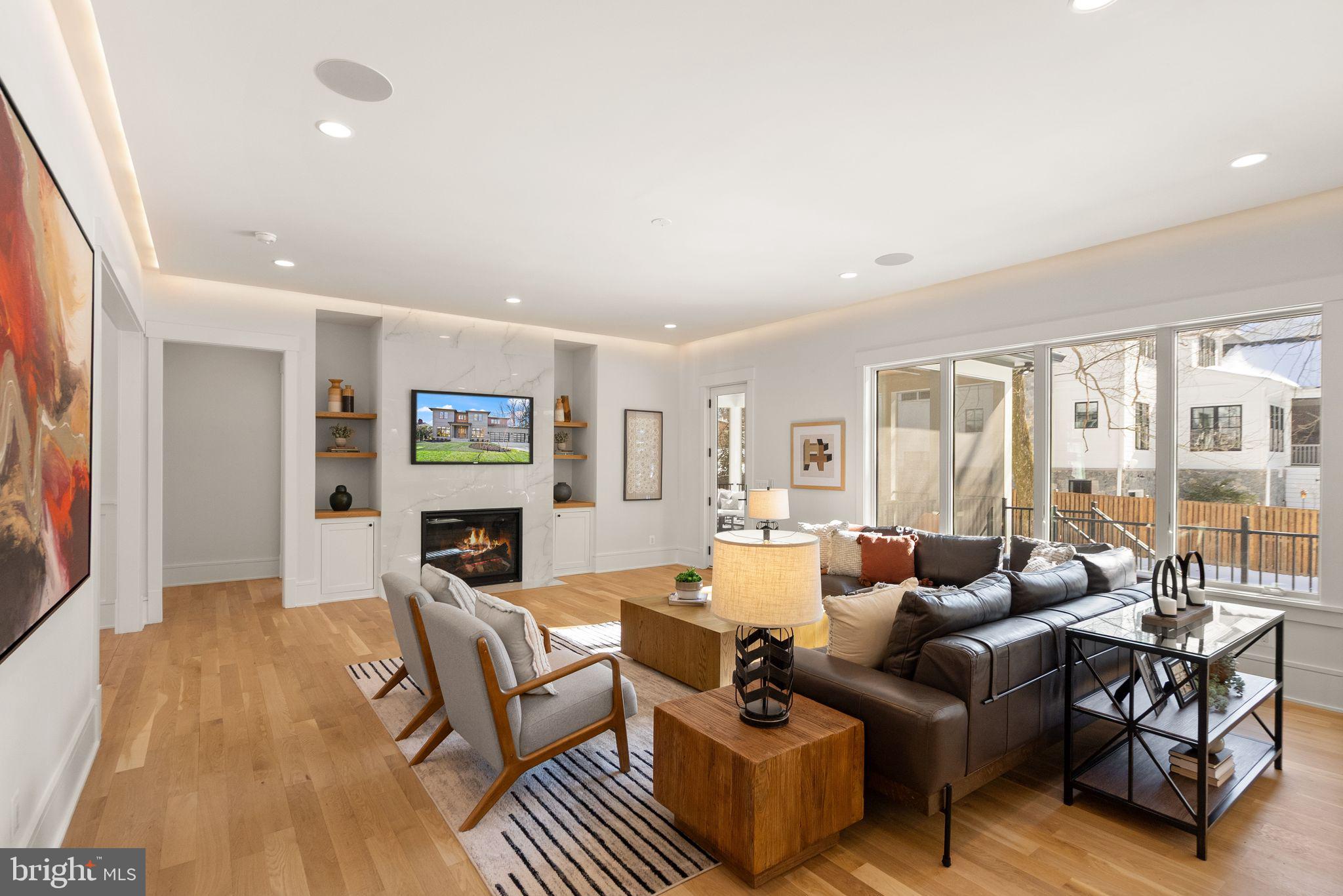 CHESTERBROOK WOODS - Residential