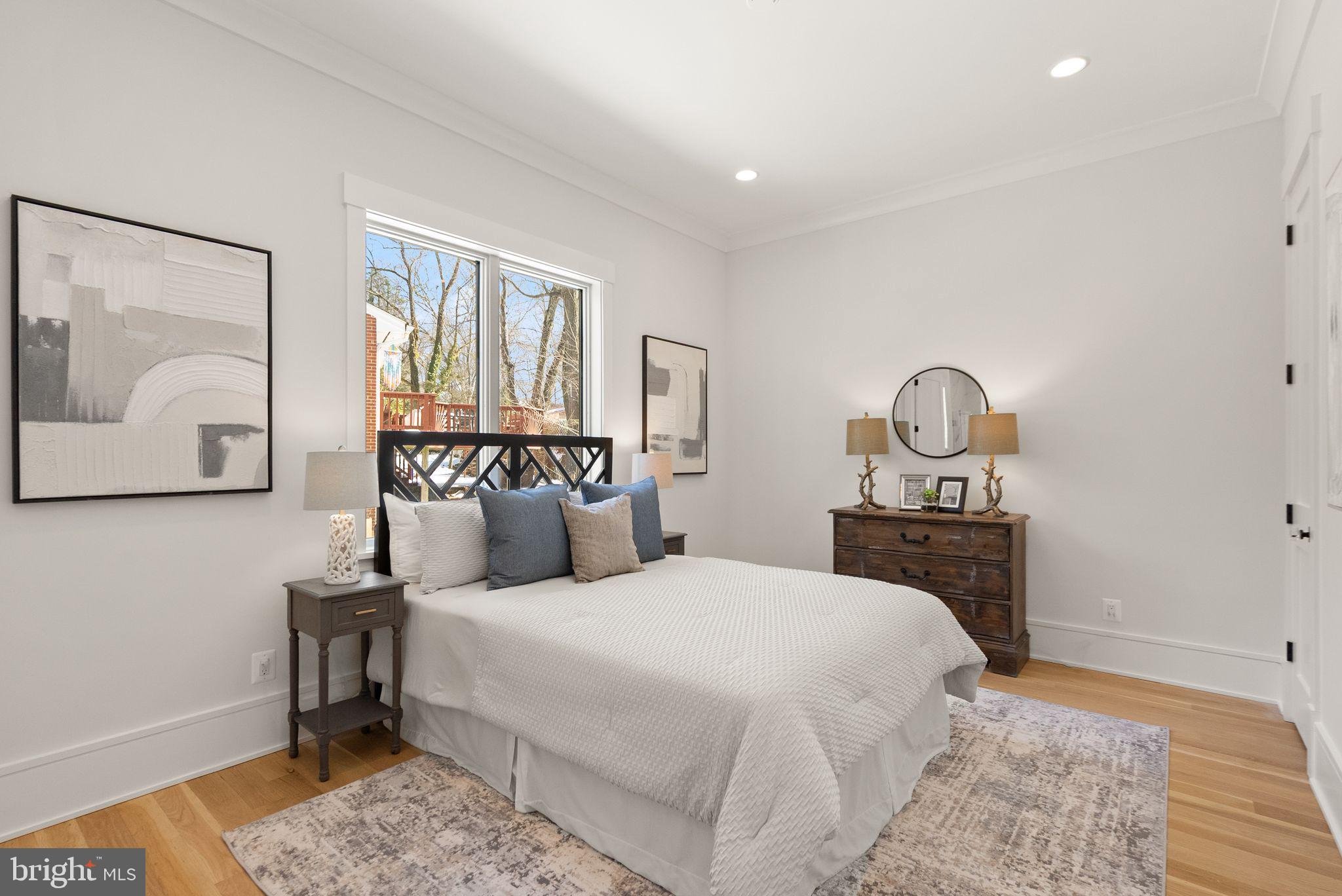 CHESTERBROOK WOODS - Residential