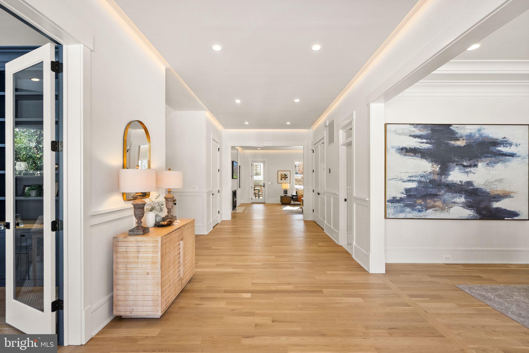 6013 WOODLAND TERRACE