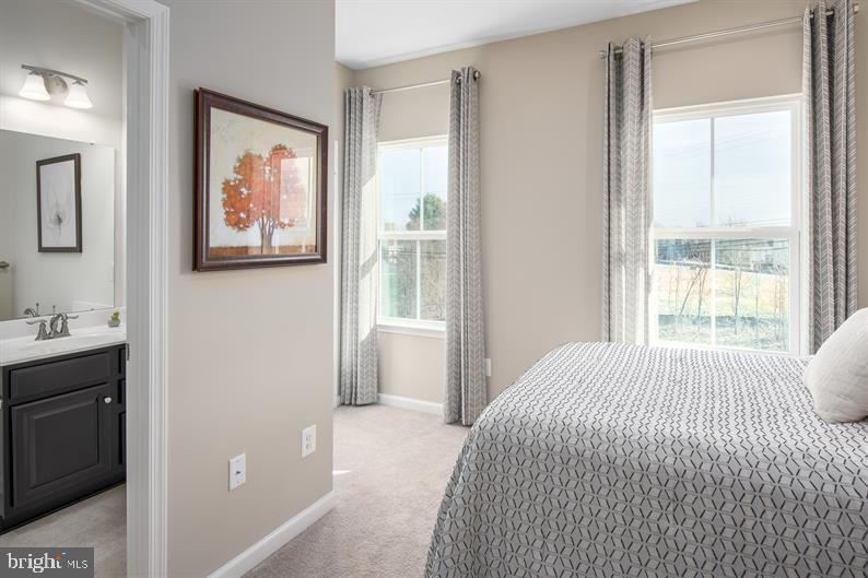 THE HIGHLANDS - Residential