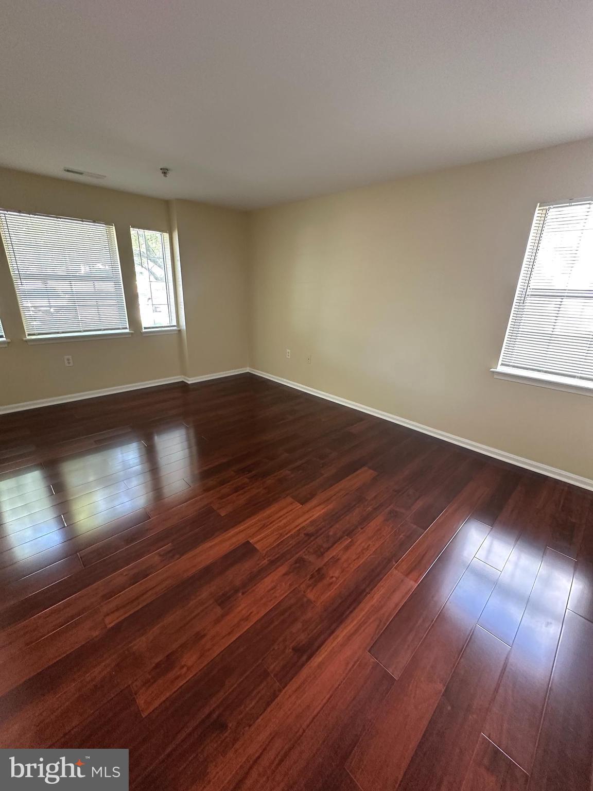 MONTGOMERY RUN - Residential