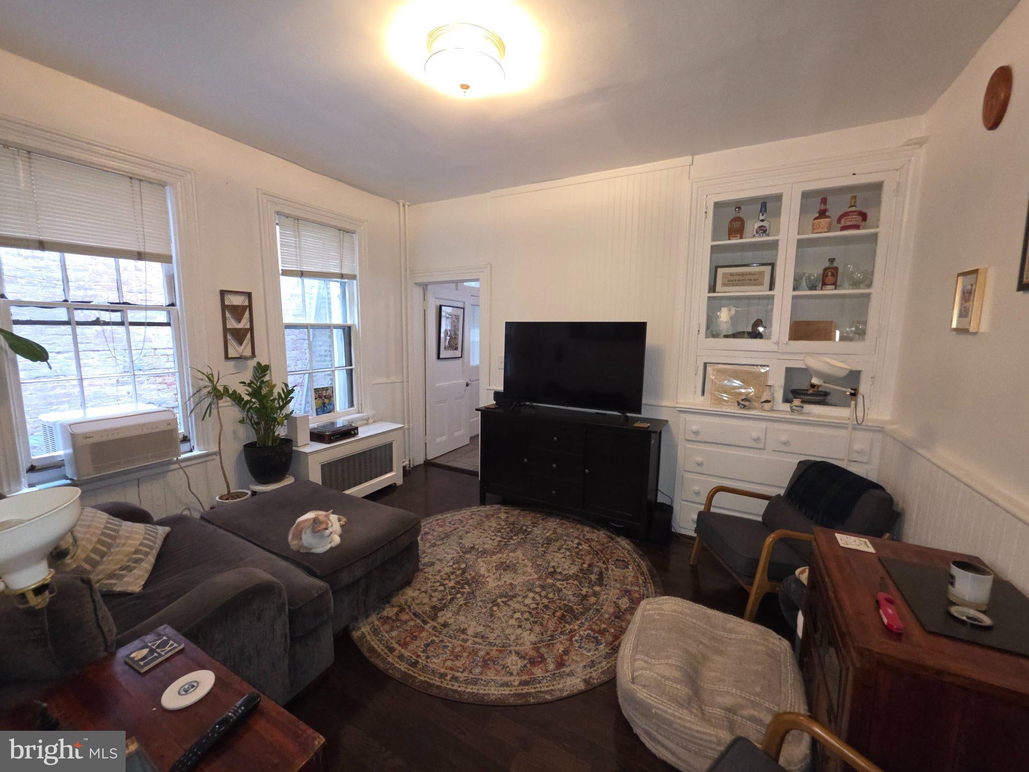 113 4TH STREET SE B
