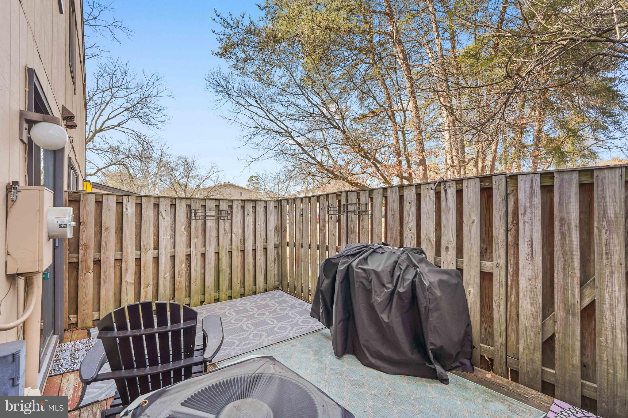 WOODSIDE SQUARE - Residential