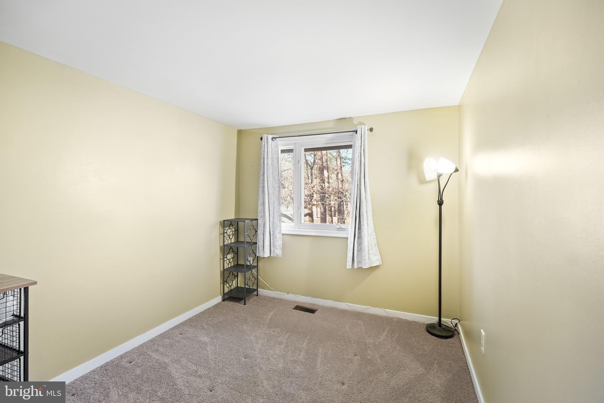 WOODSIDE SQUARE - Residential