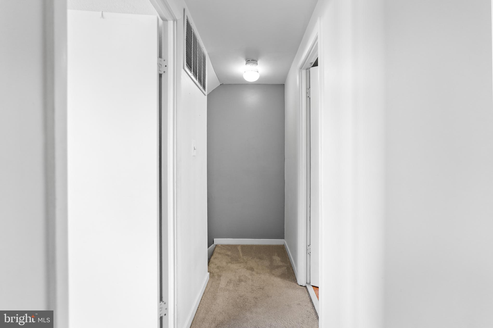 WOODSIDE SQUARE - Residential