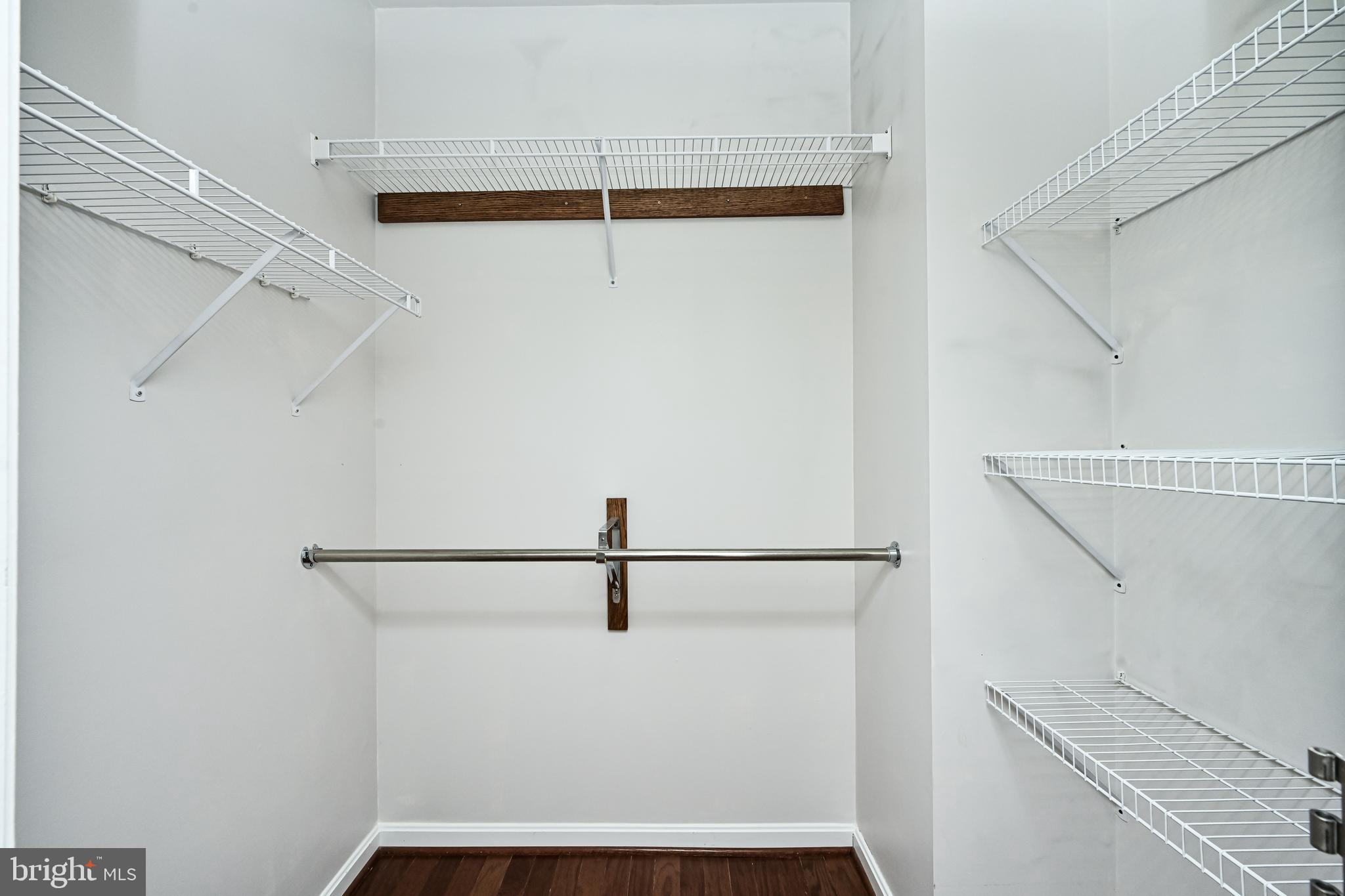 FOUR SEASONS IN HISTORIC VIRGINIA - Residential