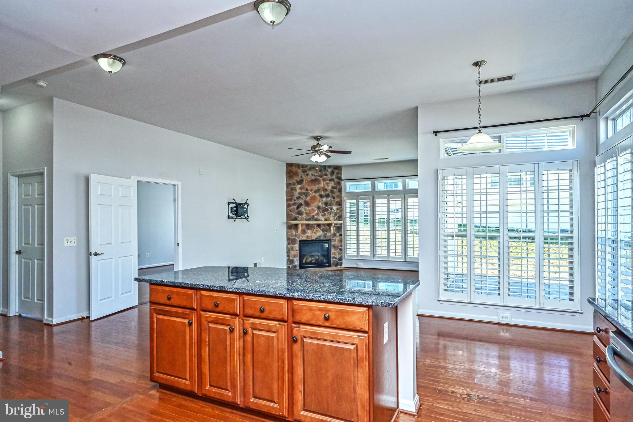 FOUR SEASONS IN HISTORIC VIRGINIA - Residential